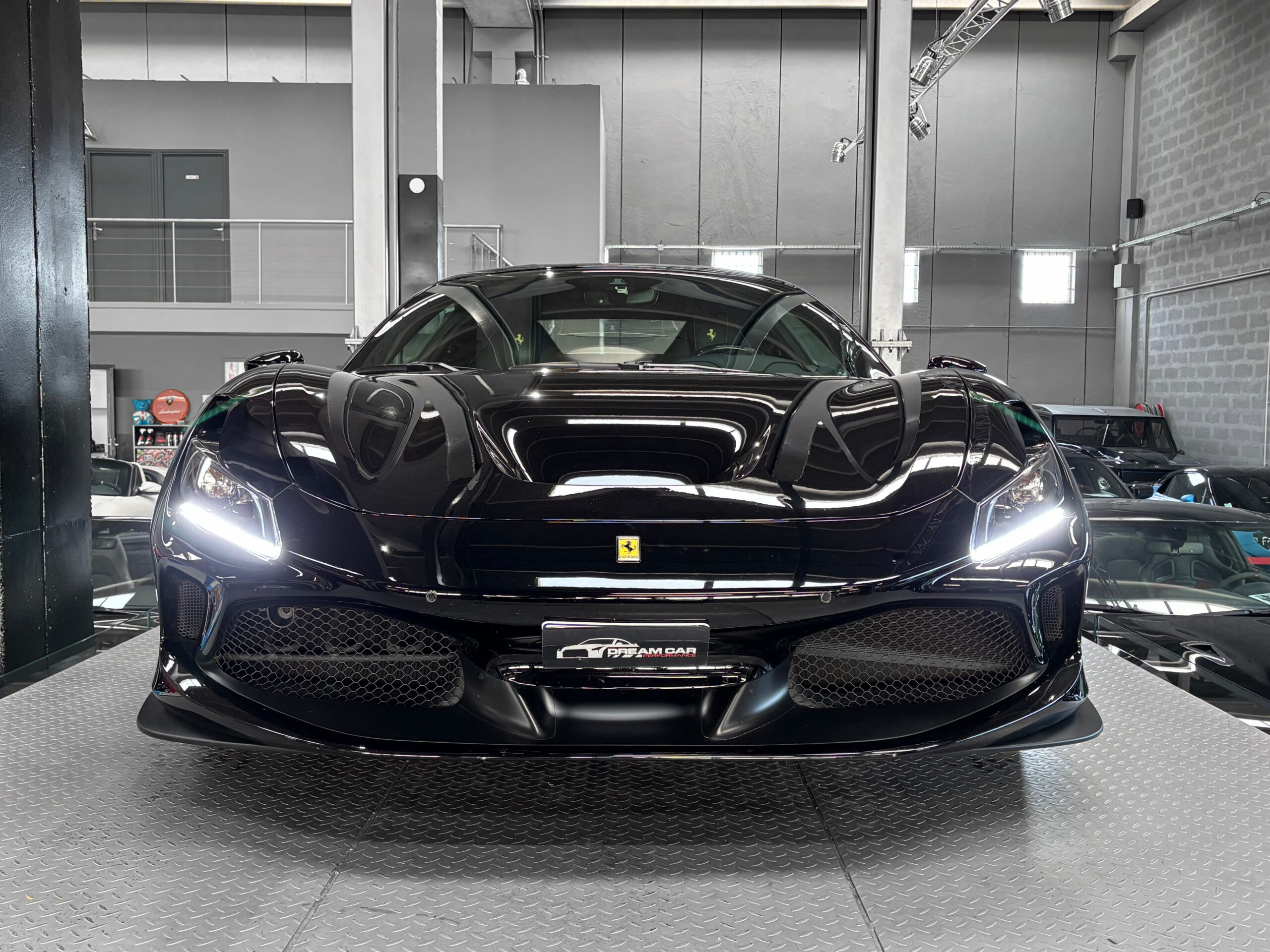Ferrari F8 Tributo – 1re main - Carbone - PPF – Image 11
