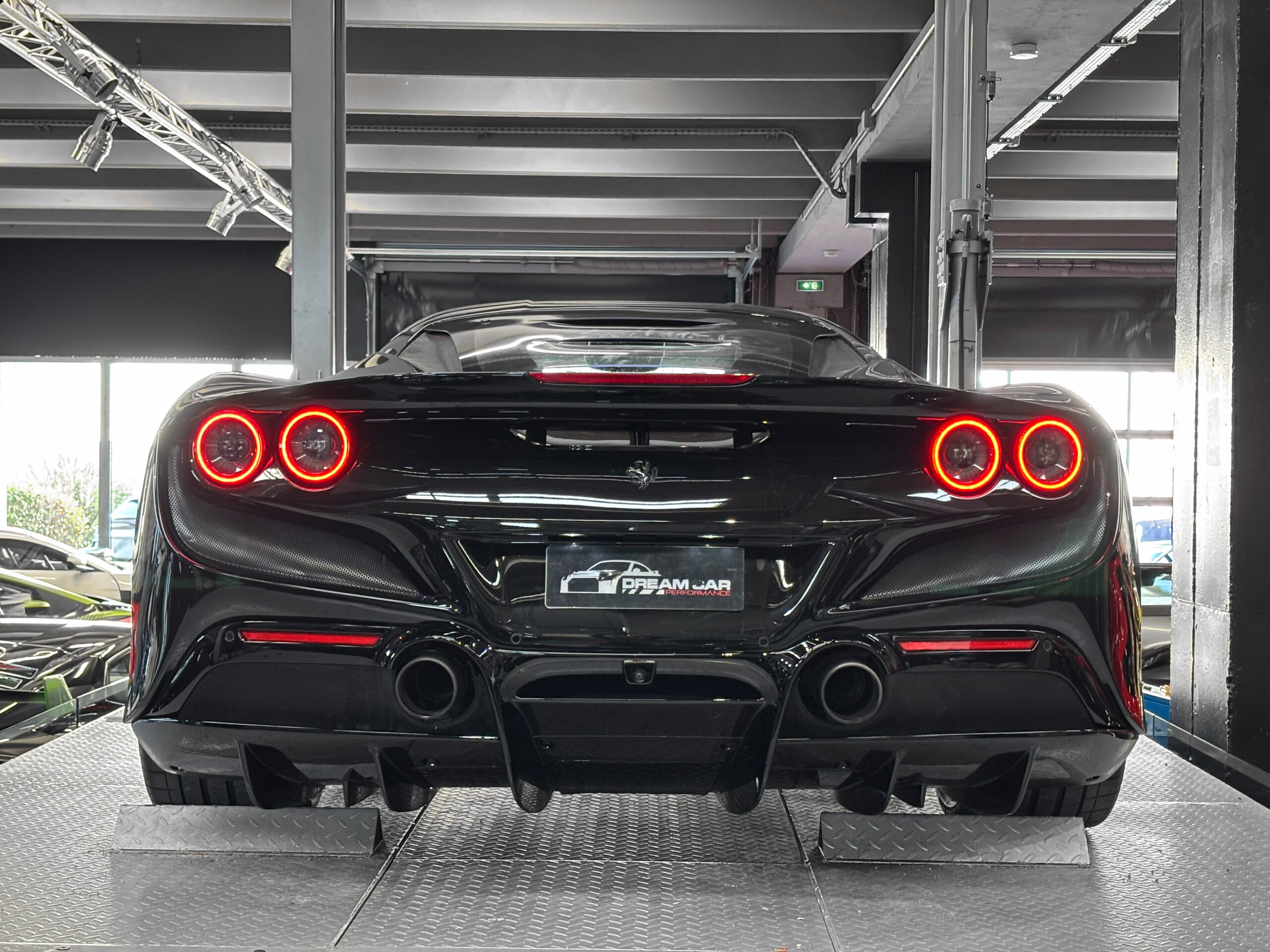 Ferrari F8 Tributo – 1re main - Carbone - PPF – Image 14