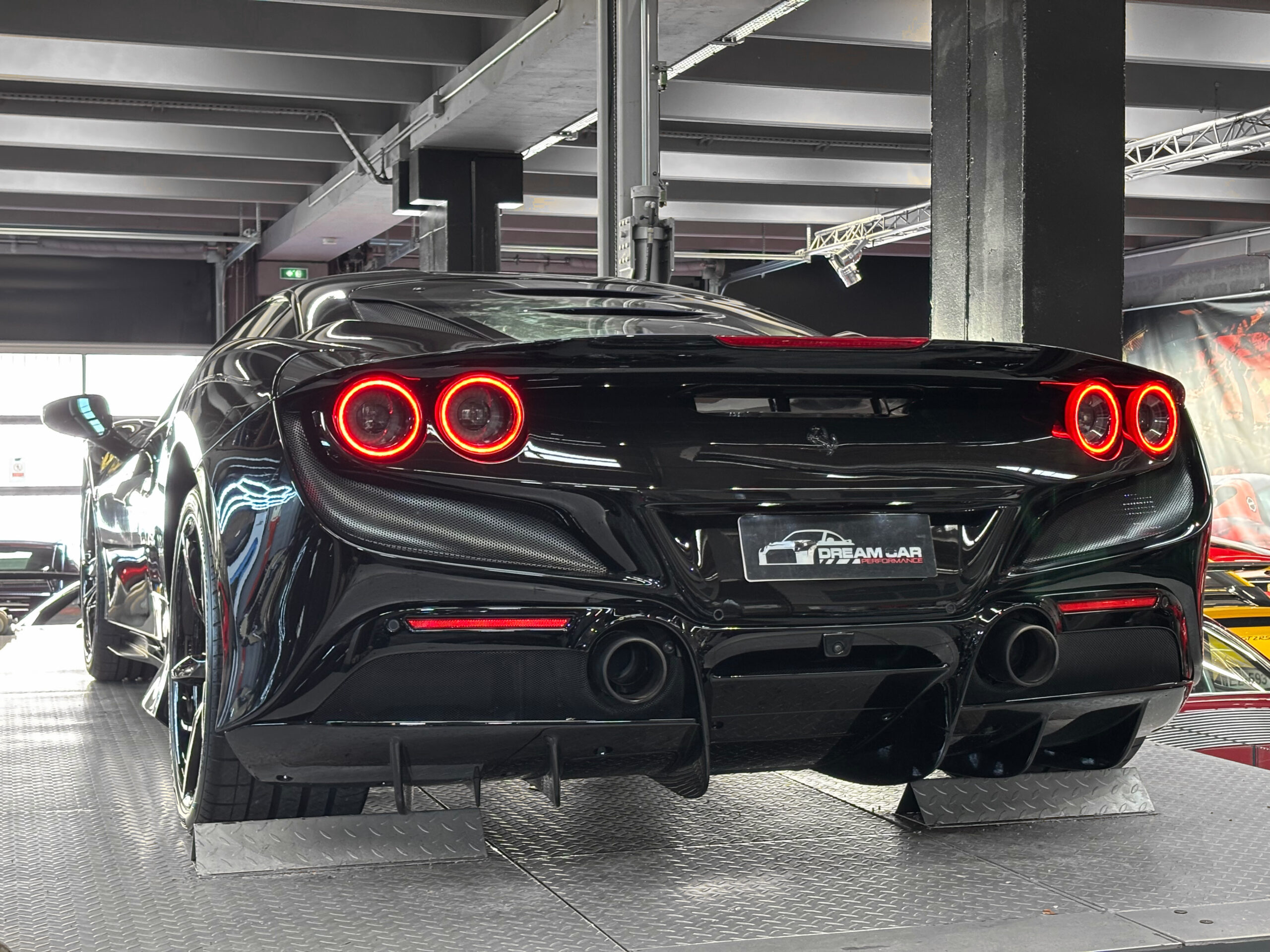 Ferrari F8 Tributo – 1re main - Carbone - PPF – Image 15