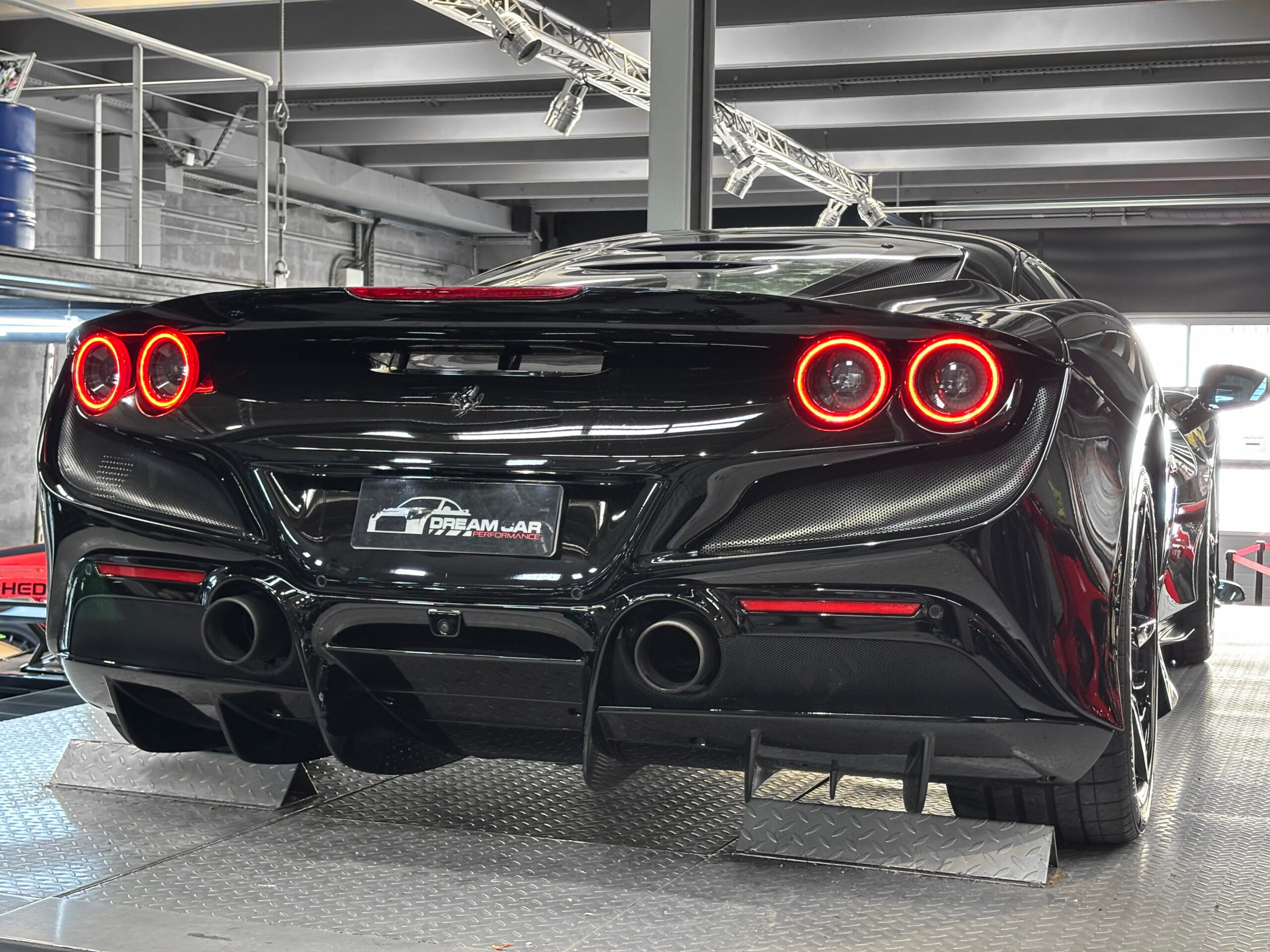 Ferrari F8 Tributo – 1re main - Carbone - PPF – Image 16