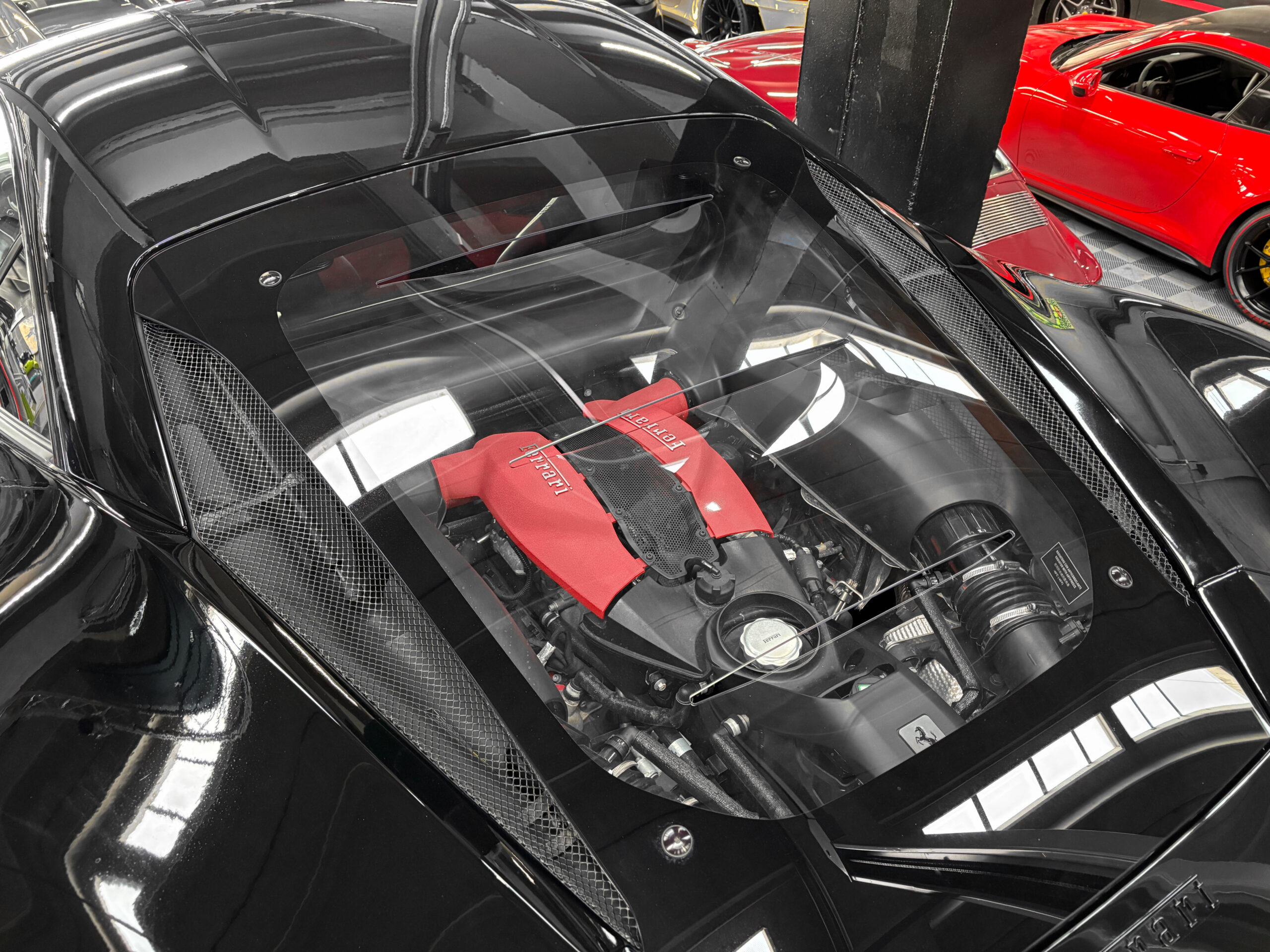 Ferrari F8 Tributo – 1re main - Carbone - PPF – Image 19