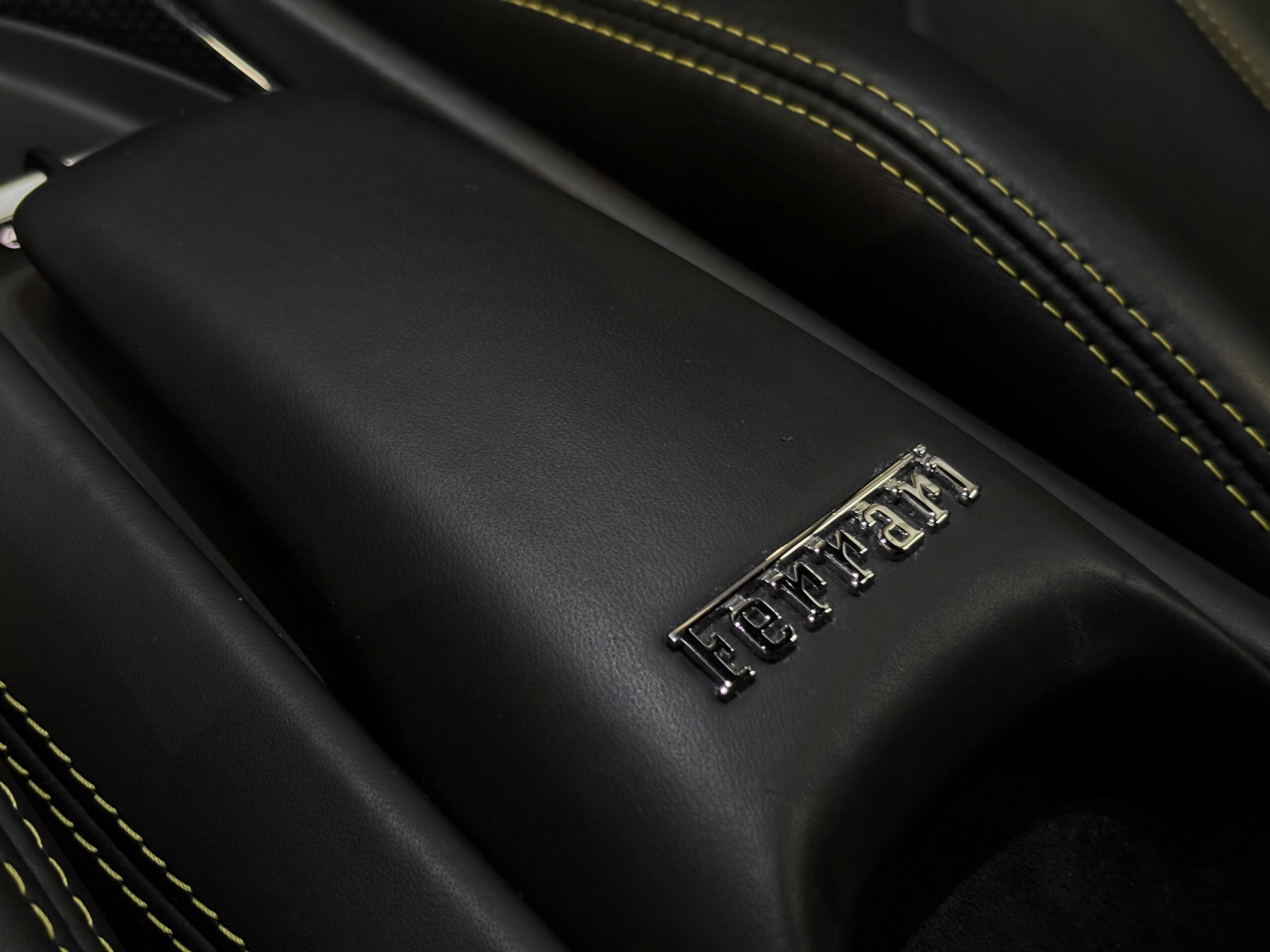 Ferrari F8 Tributo – 1re main - Carbone - PPF – Image 30