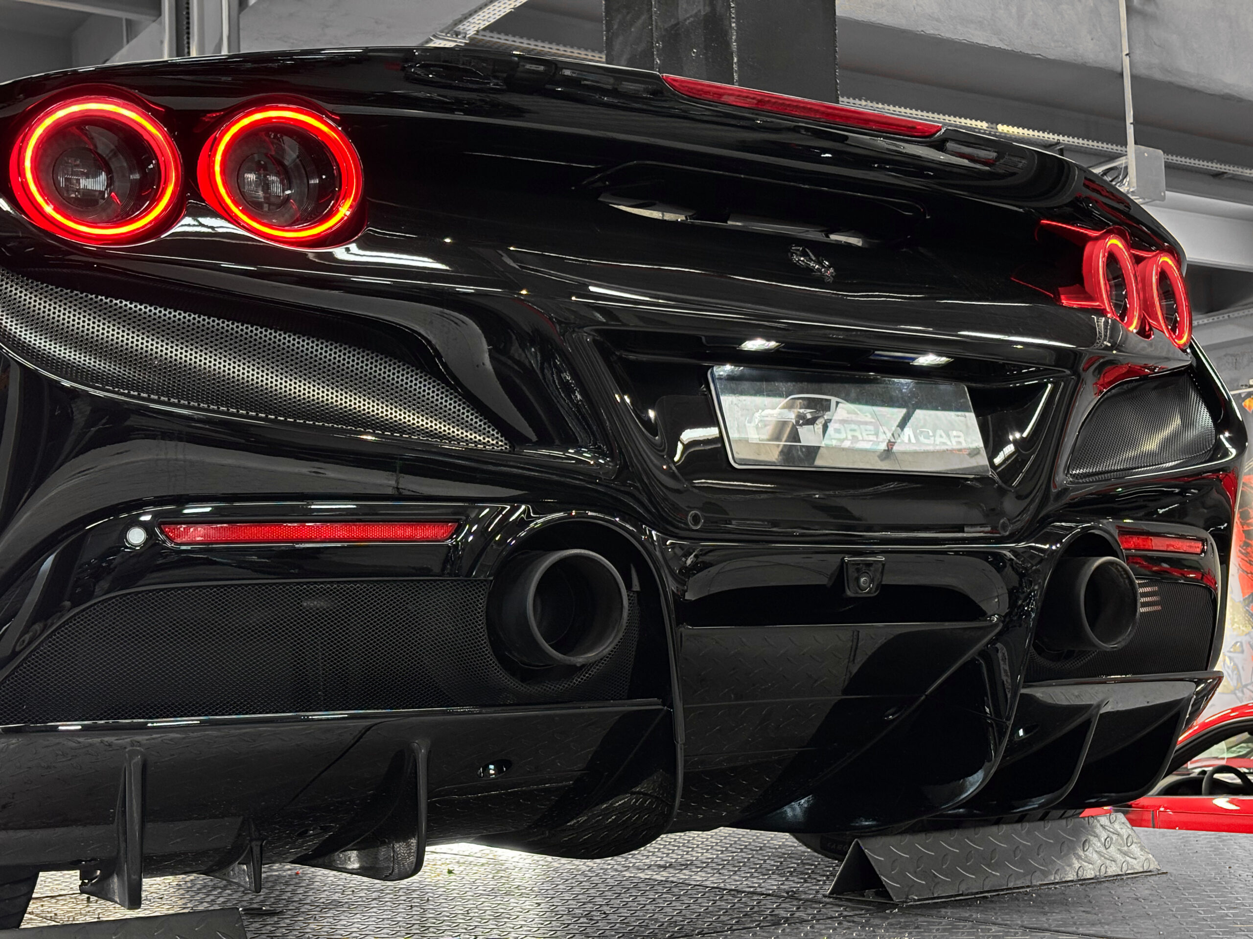 Ferrari F8 Tributo – 1re main - Carbone - PPF – Image 46