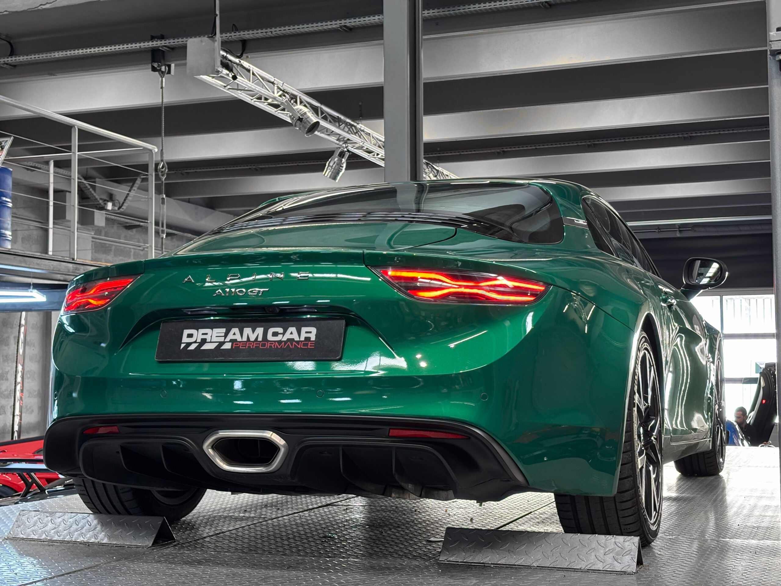 Alpine A110 GT – 1 of 110 - VERT EMERAUDE – PPF - Première main – Image 15