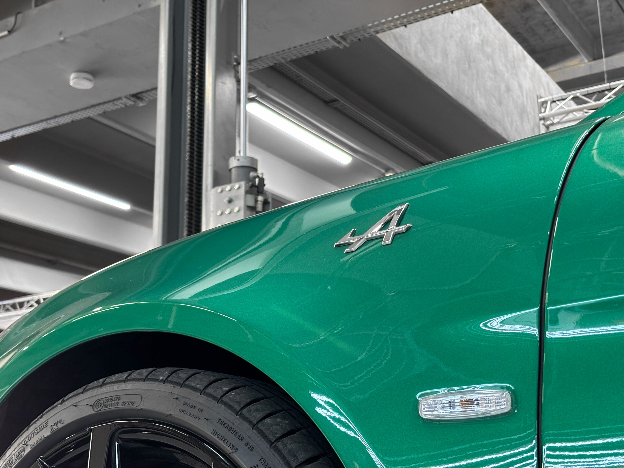 Alpine A110 GT – 1 of 110 - VERT EMERAUDE – PPF - Première main – Image 21