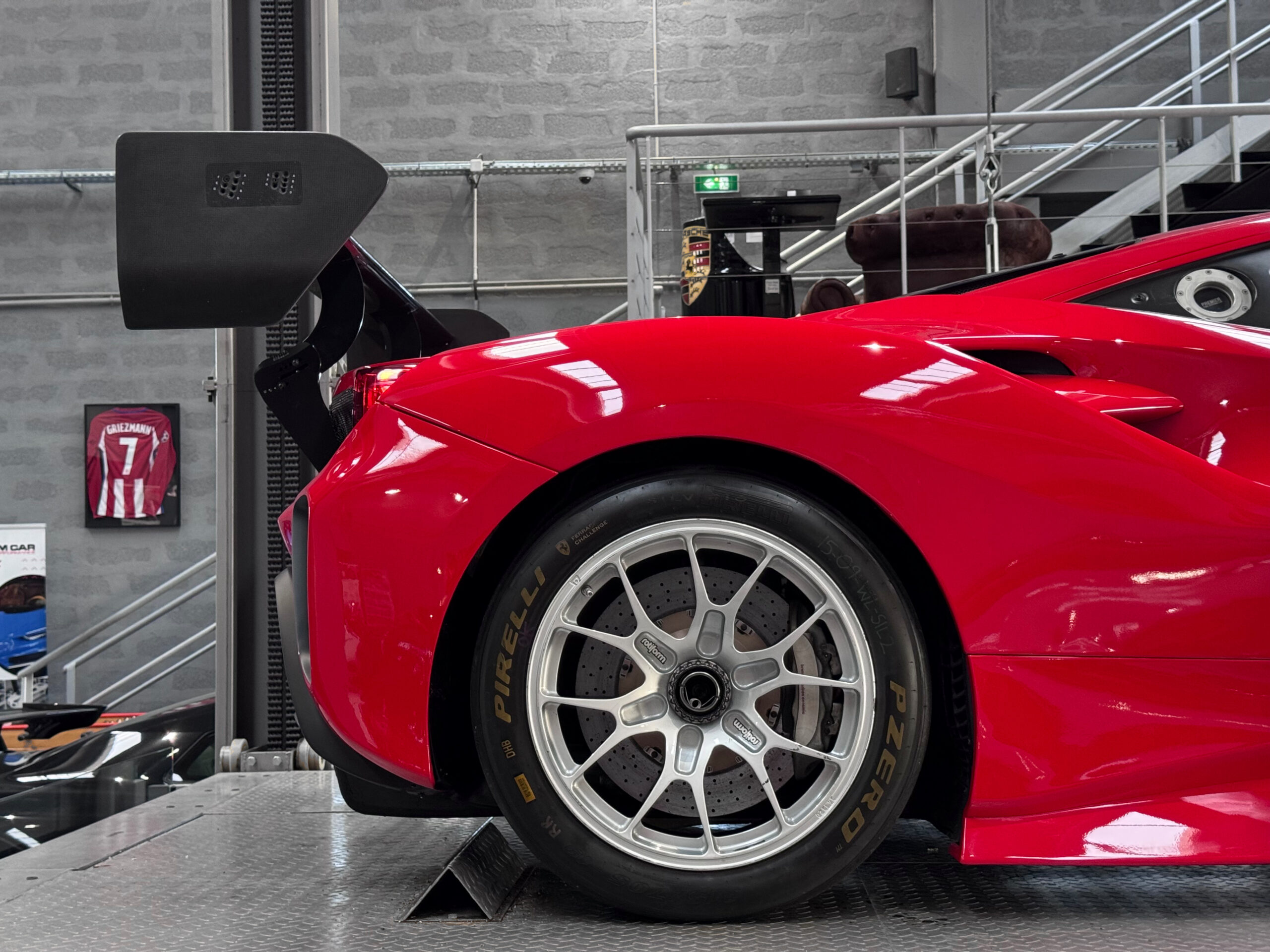 FERRARI 488 CHALLENGE EVO – TVA apparente – Image 18