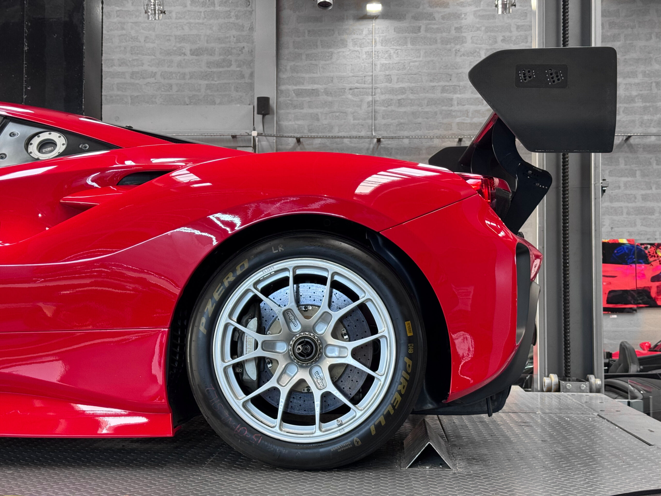 FERRARI 488 CHALLENGE EVO – TVA apparente – Image 32