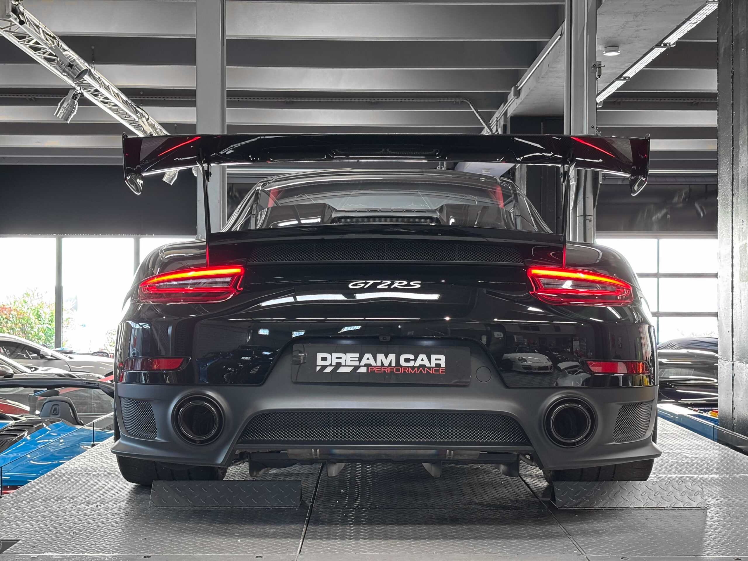 PORSCHE 991 GT2 RS PACK WEISSACH – Manthey Racing – PPF – Image 19