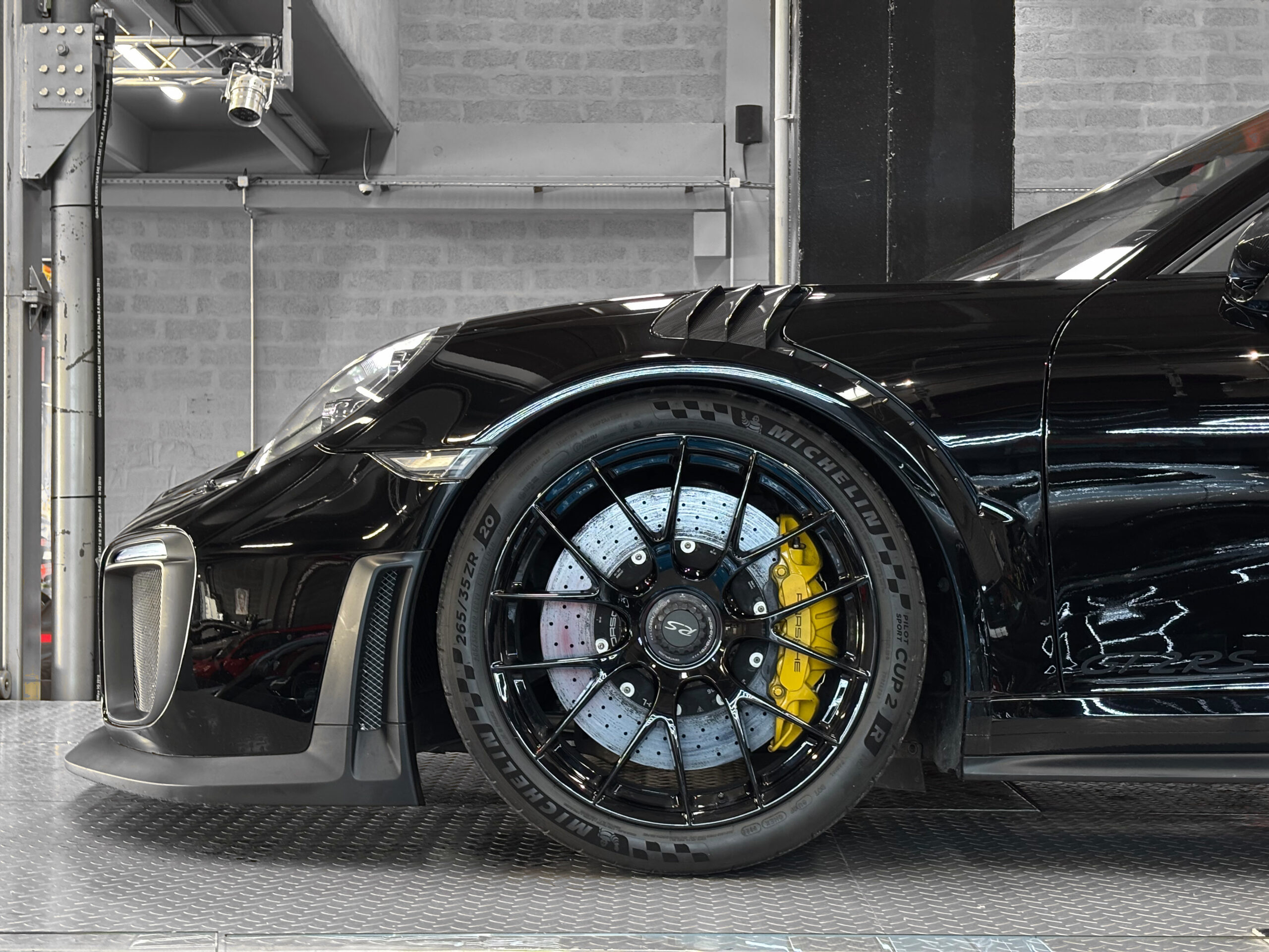 PORSCHE 991 GT2 RS PACK WEISSACH – Manthey Racing – PPF – Image 22