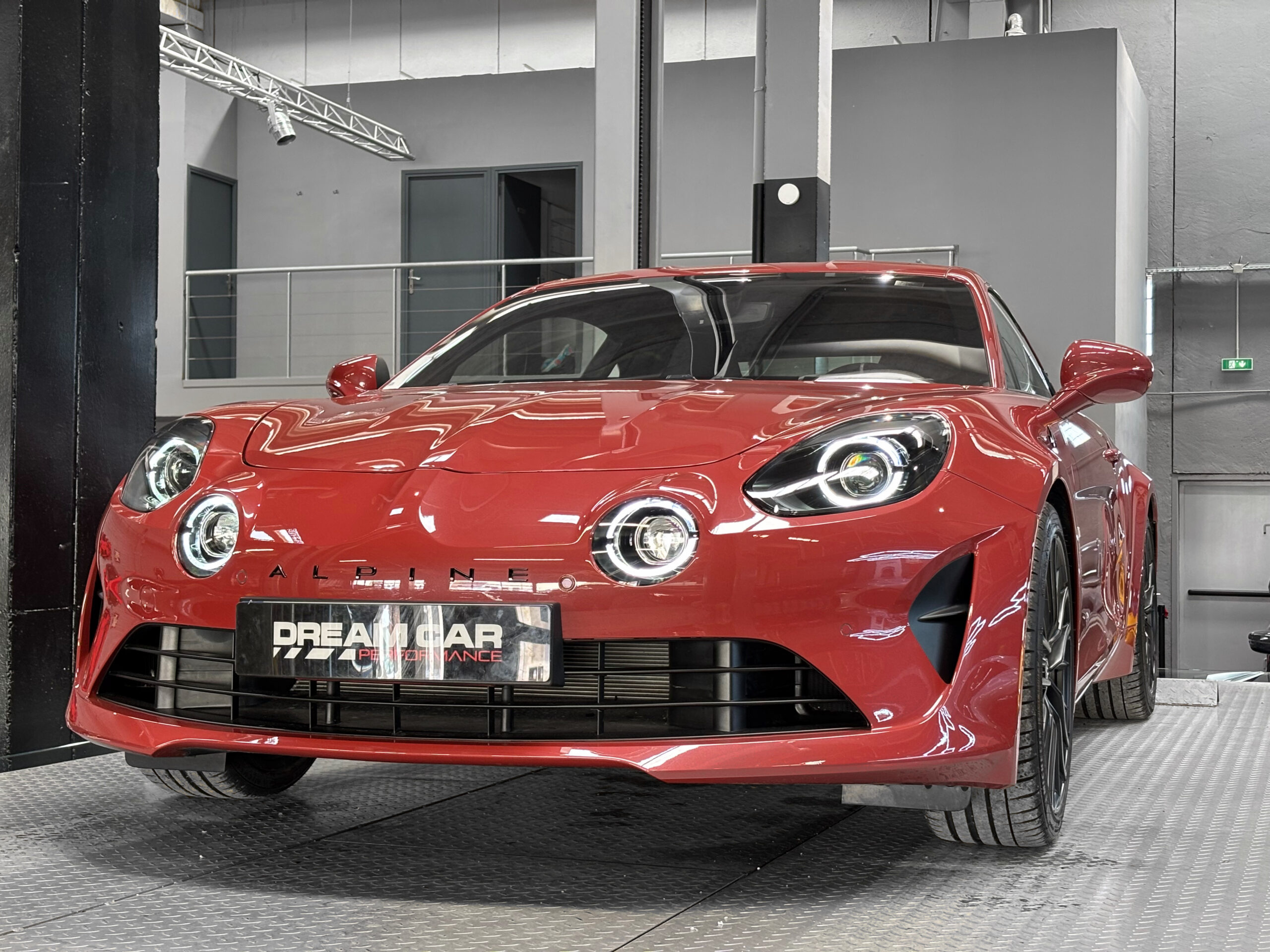 Alpine A110 S 300 CH – ROUGE RUBIS – 110 exemplaires – Image 11