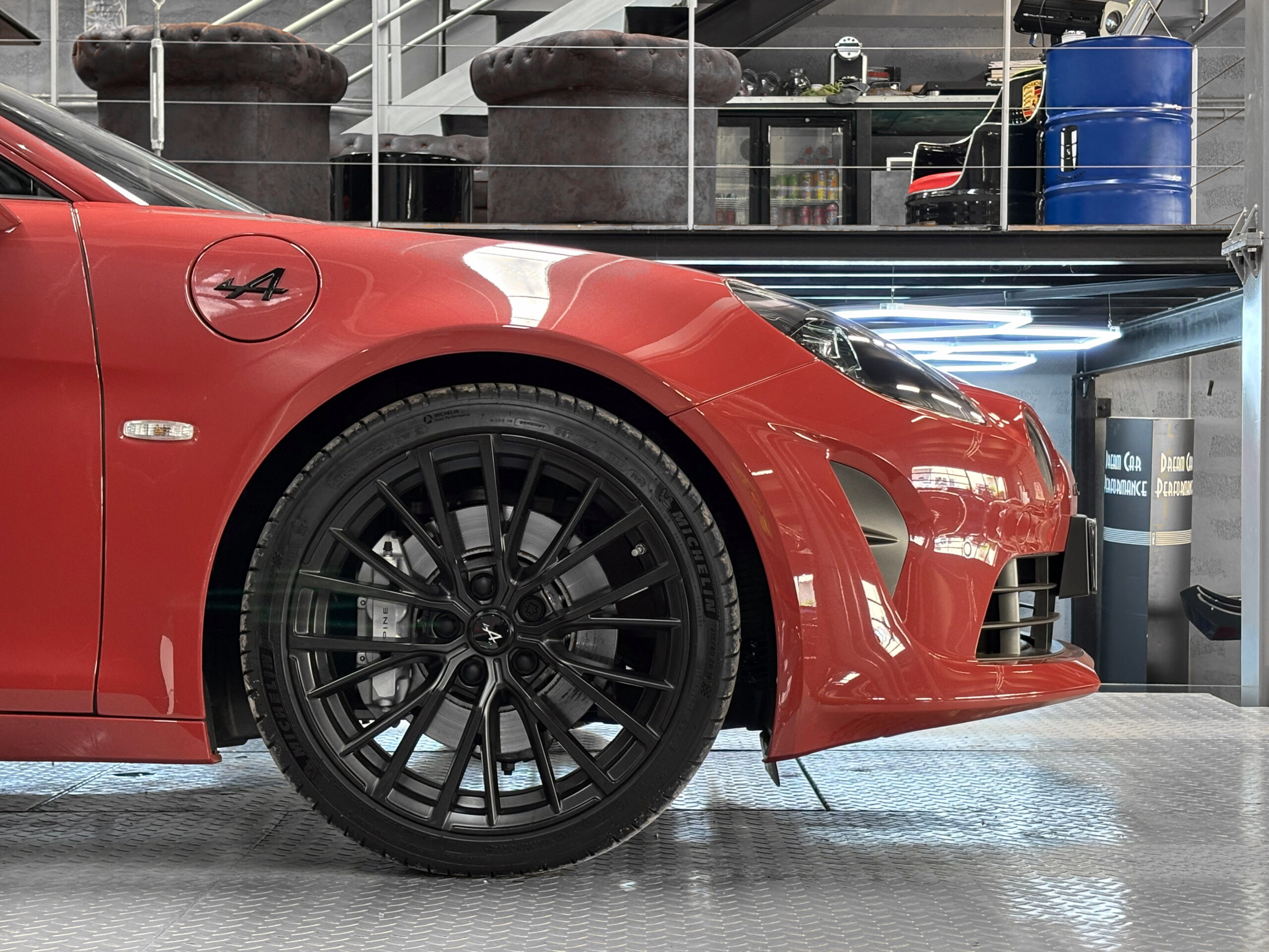 Alpine A110 S 300 CH – ROUGE RUBIS – 110 exemplaires – Image 12