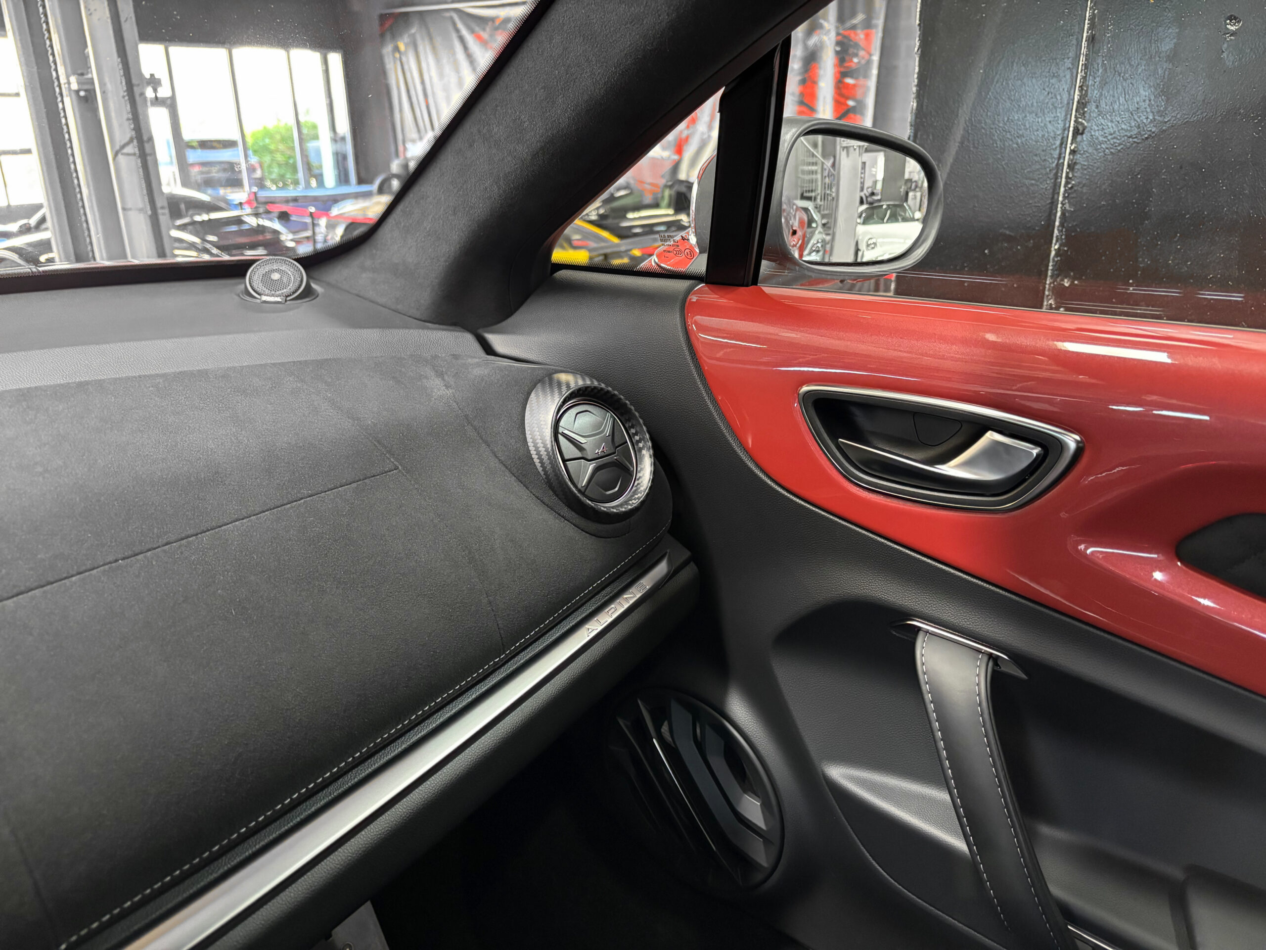 Alpine A110 S 300 CH – ROUGE RUBIS – 110 exemplaires – Image 32