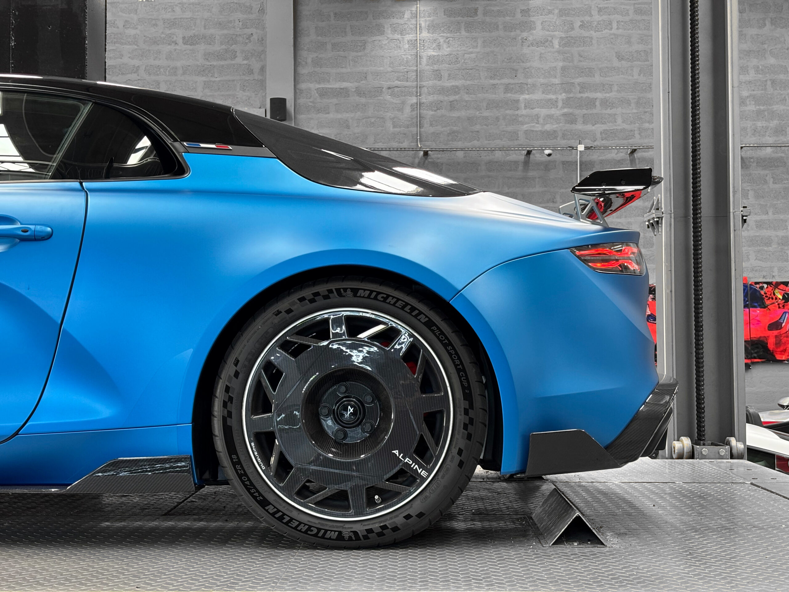 ALPINE A110 R – BLEU RACING mat – PPF – PREMIERE MAIN – Image 18