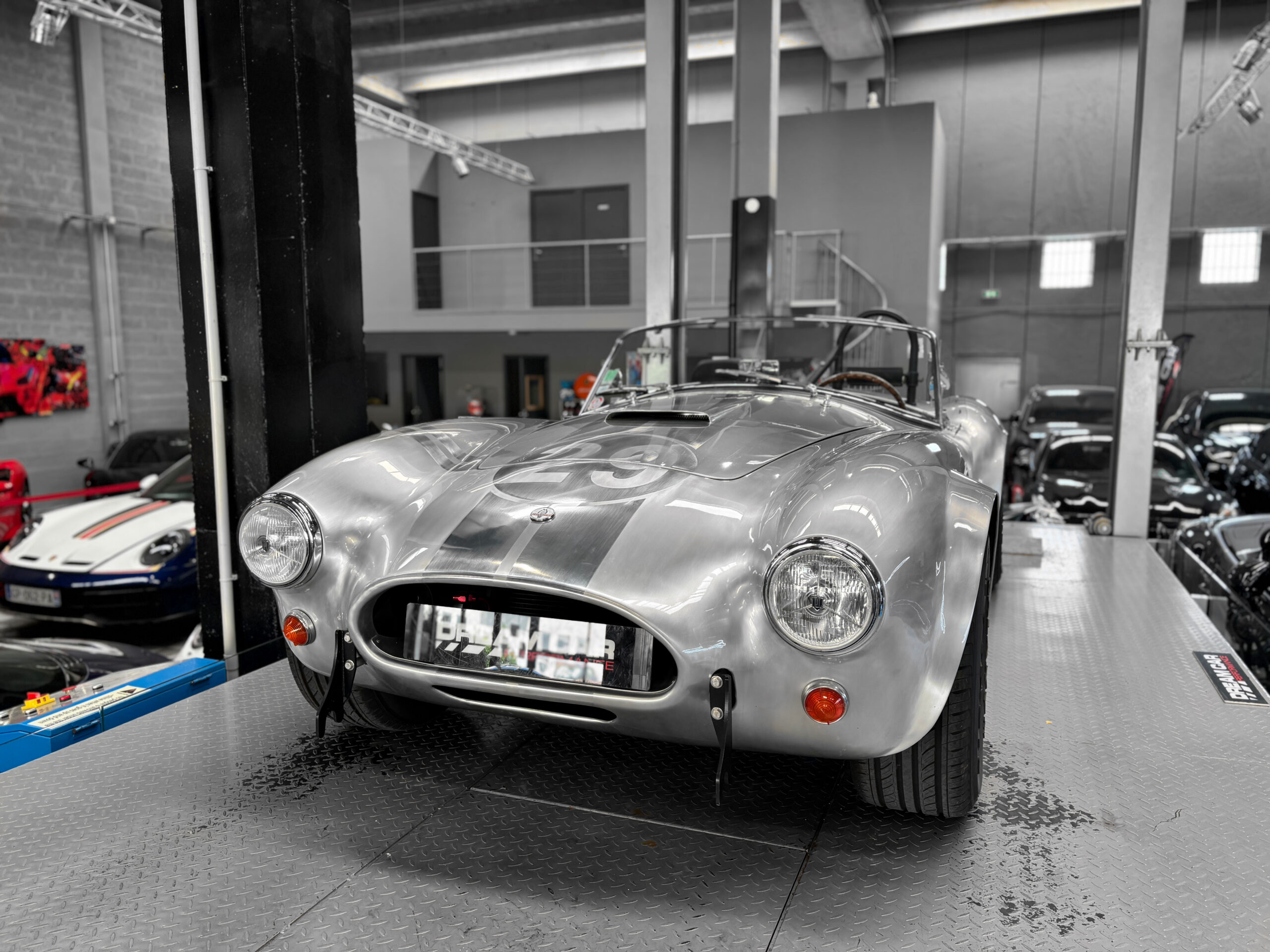 Shelby Cobra Continuation CSX 7000 - 289 FIA - Carte grise française – Image 6