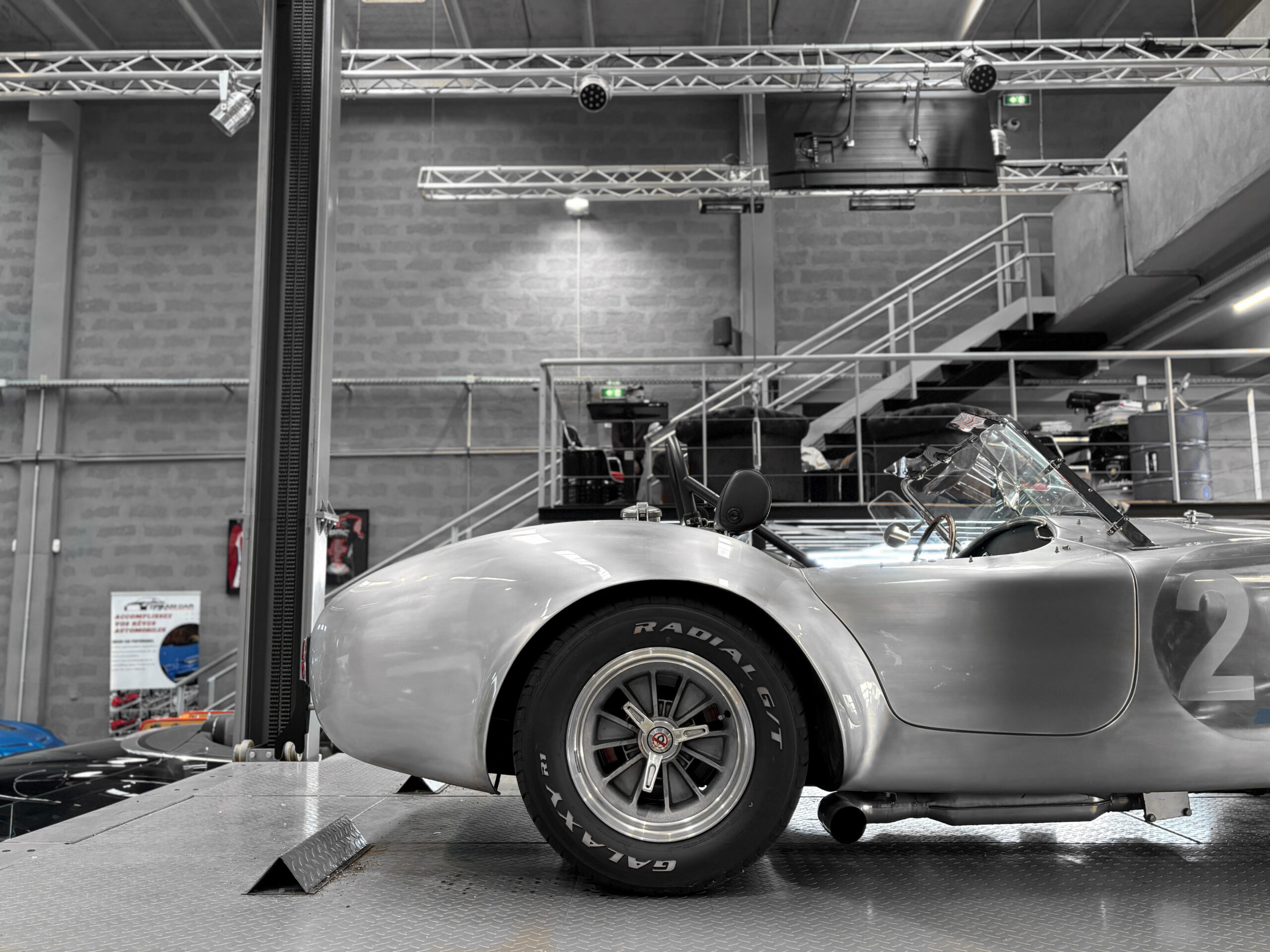 Shelby Cobra Continuation CSX 7000 - 289 FIA - Carte grise française – Image 22