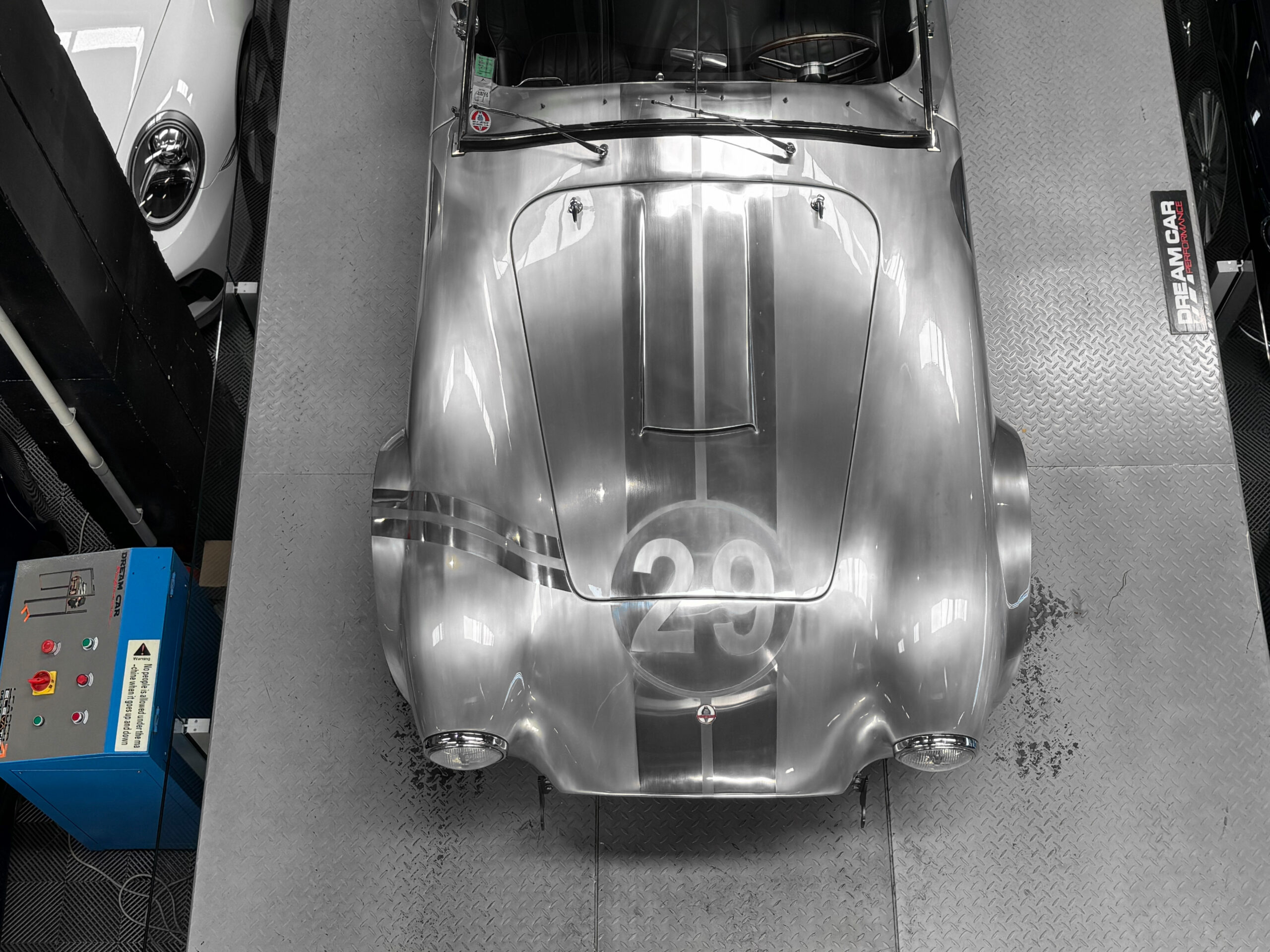 Shelby Cobra Continuation CSX 7000 - 289 FIA - Carte grise française – Image 26