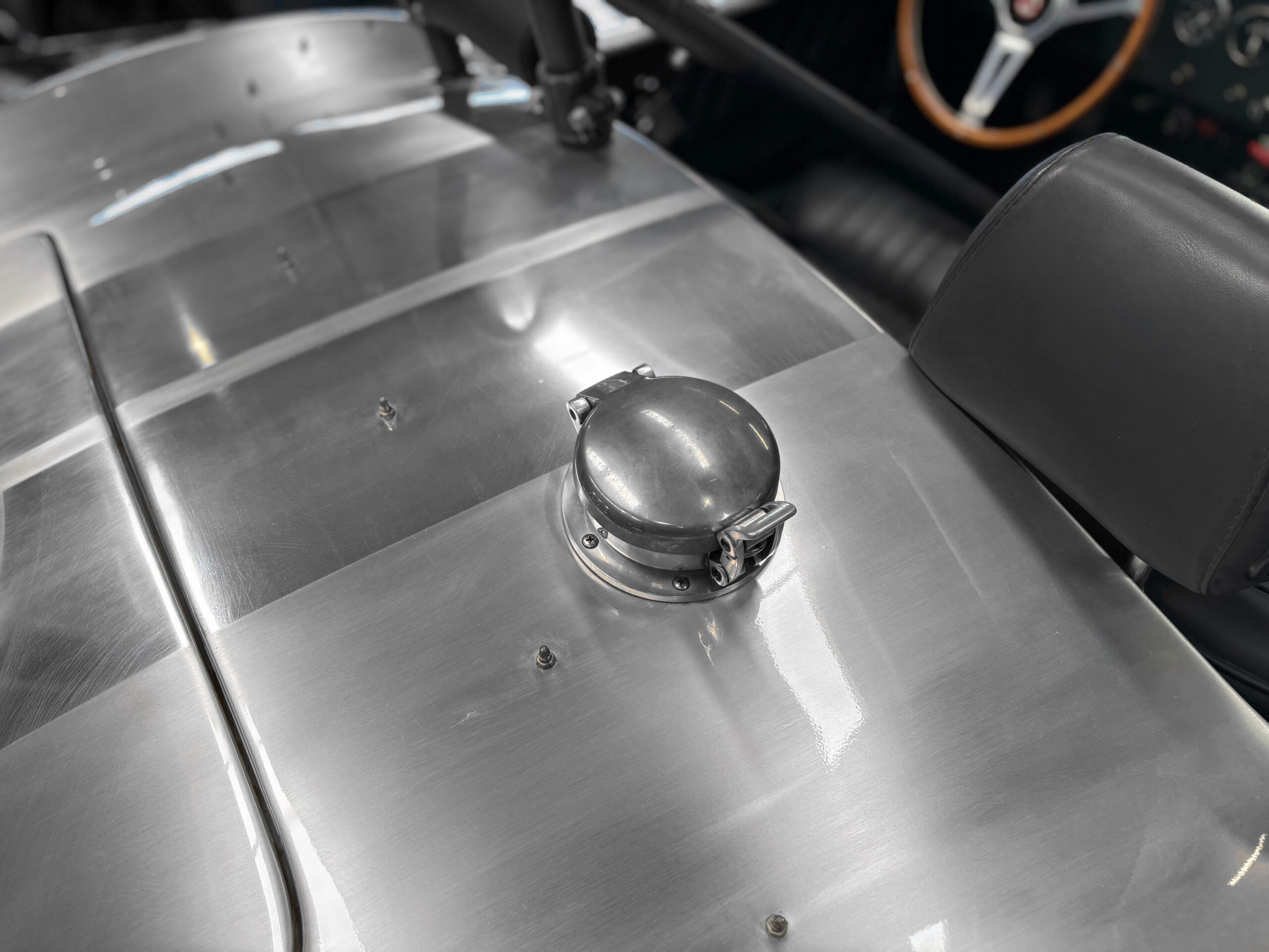 Shelby Cobra Continuation CSX 7000 - 289 FIA - Carte grise française – Image 33