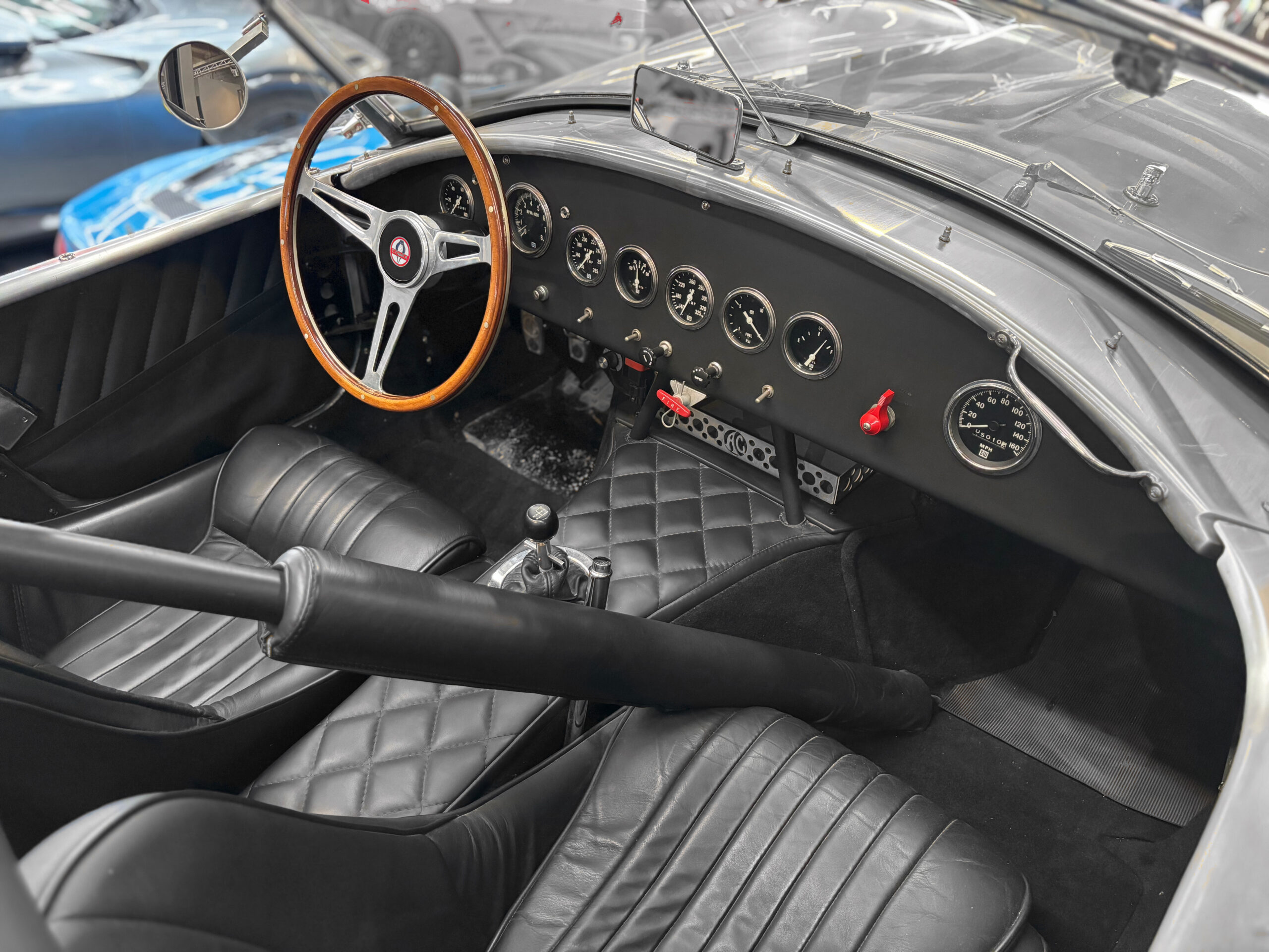 Shelby Cobra Continuation CSX 7000 - 289 FIA - Carte grise française – Image 36