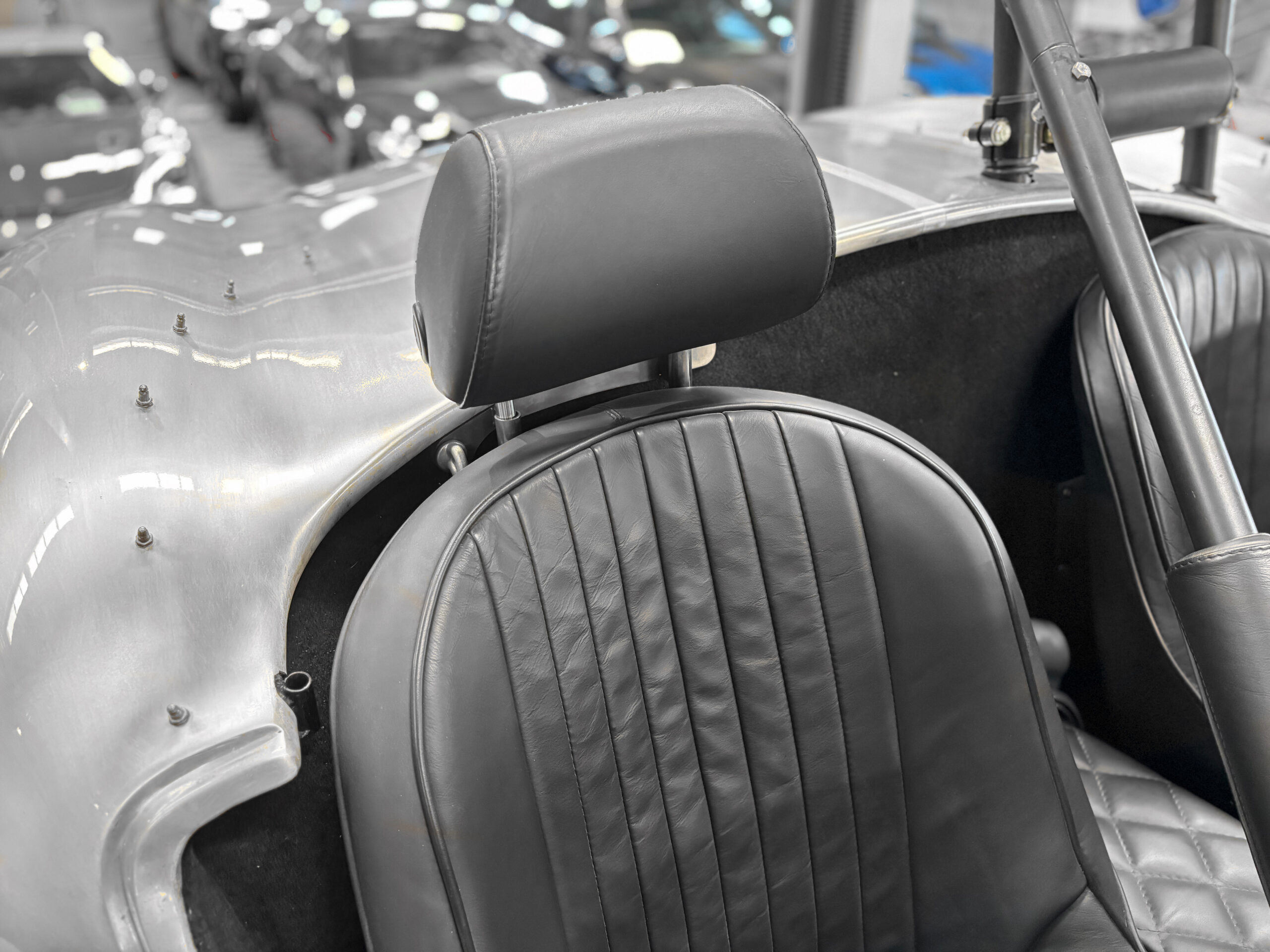 Shelby Cobra Continuation CSX 7000 - 289 FIA - Carte grise française – Image 35