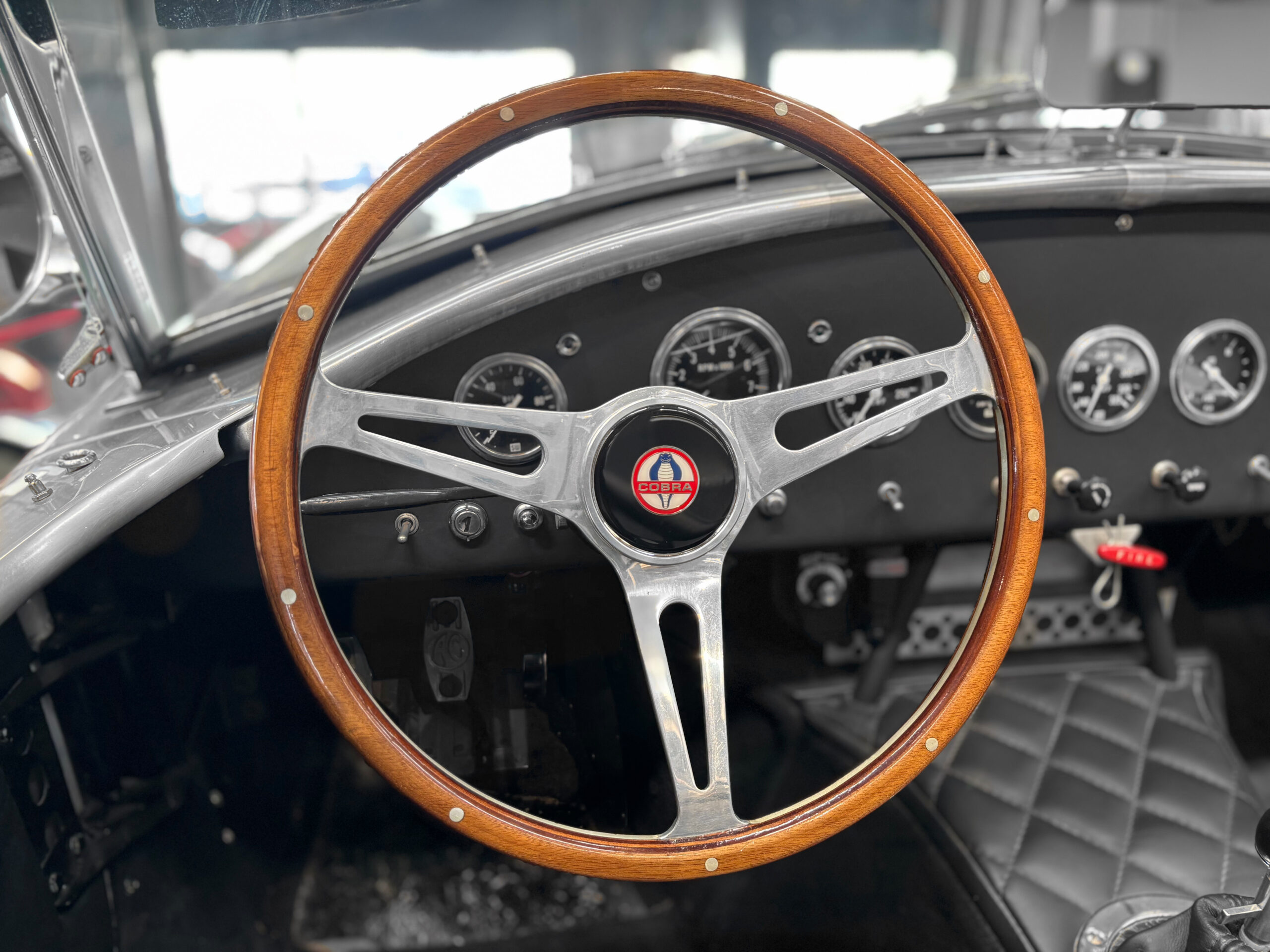 Shelby Cobra Continuation CSX 7000 - 289 FIA - Carte grise française – Image 38