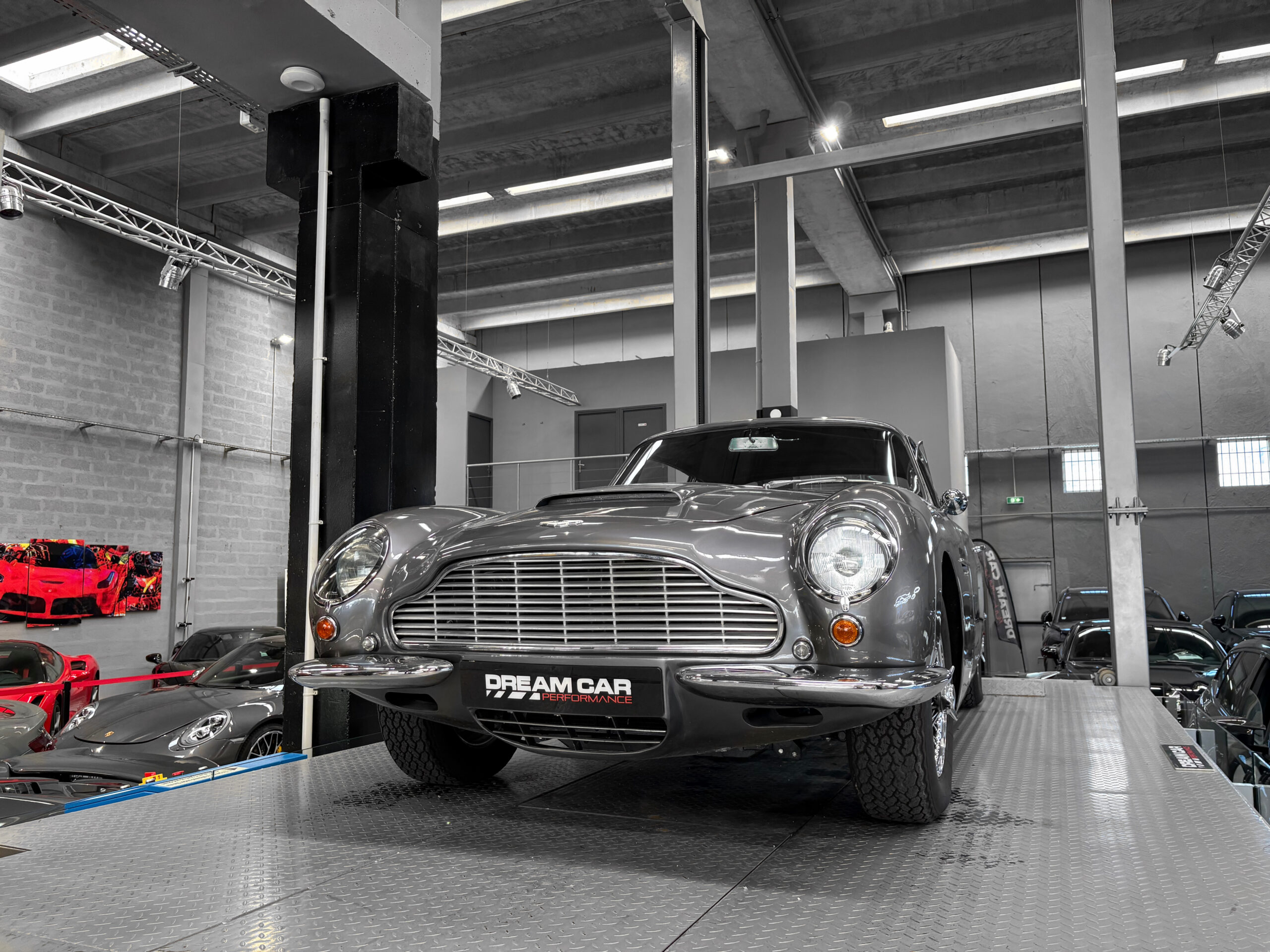 ASTON MARTIN DB6 Mk1 – 4.0L – ZF 5 – Restaurée – Image 6