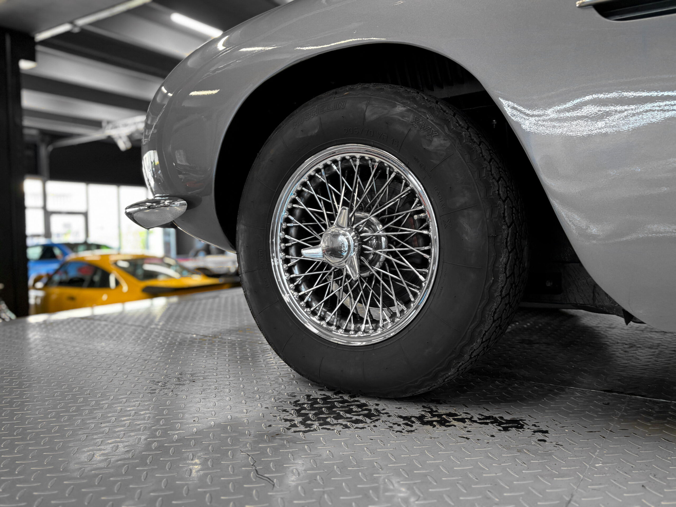 ASTON MARTIN DB6 Mk1 – 4.0L – ZF 5 – Restaurée – Image 10