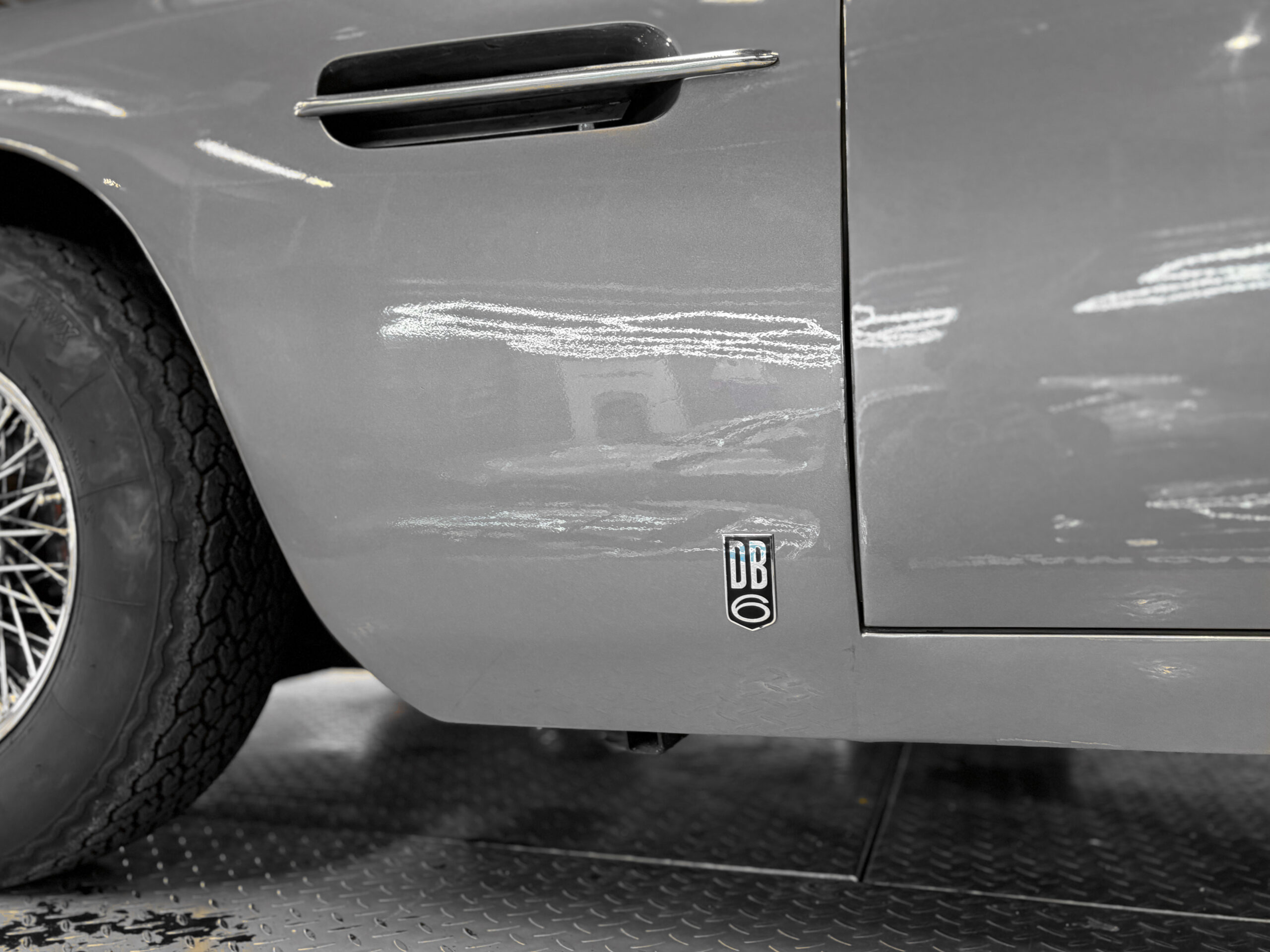 ASTON MARTIN DB6 Mk1 – 4.0L – ZF 5 – Restaurée – Image 11