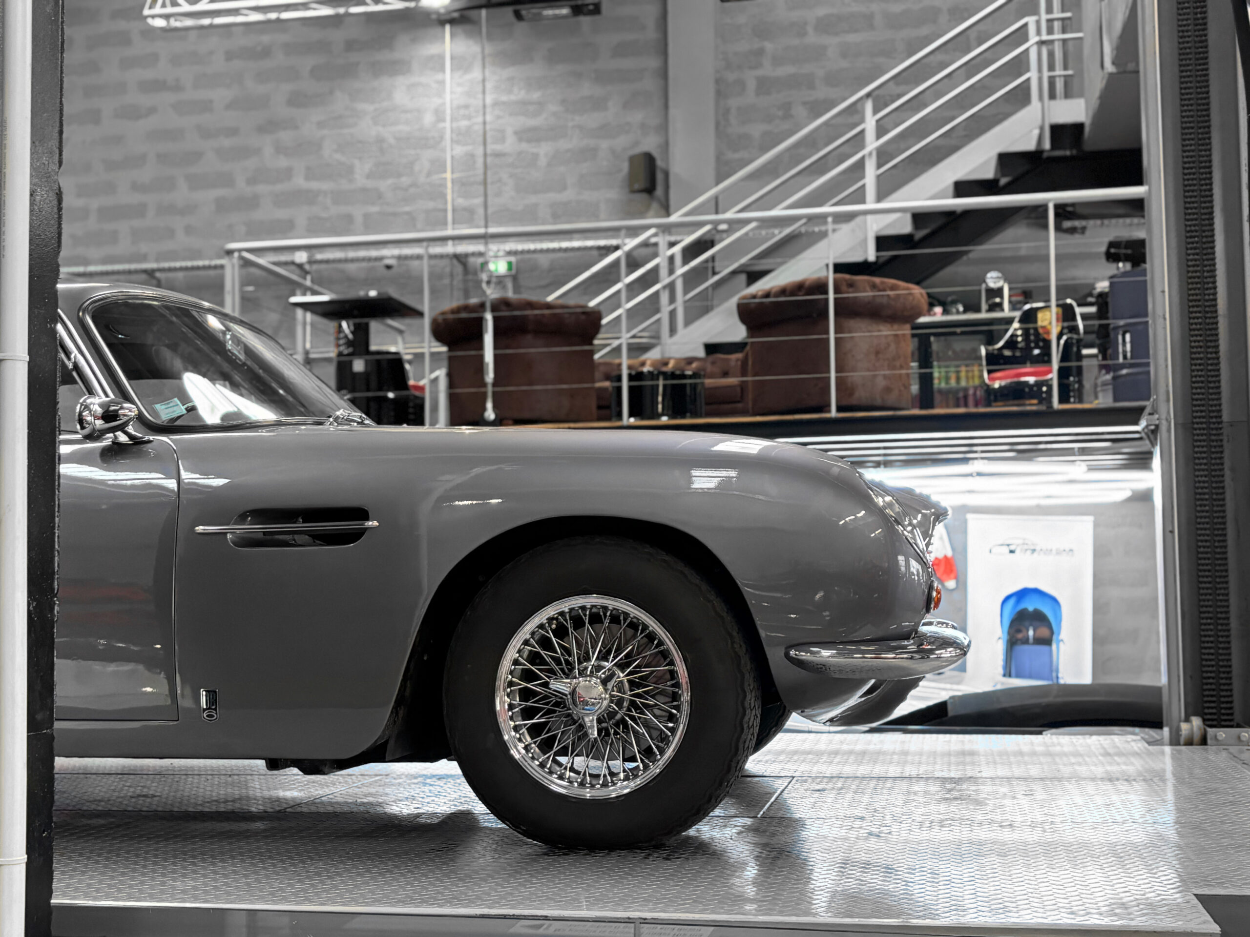 ASTON MARTIN DB6 Mk1 – 4.0L – ZF 5 – Restaurée – Image 22