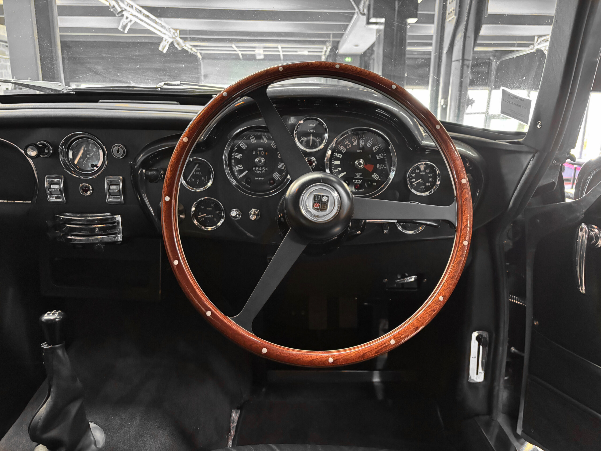 ASTON MARTIN DB6 Mk1 – 4.0L – ZF 5 – Restaurée – Image 34