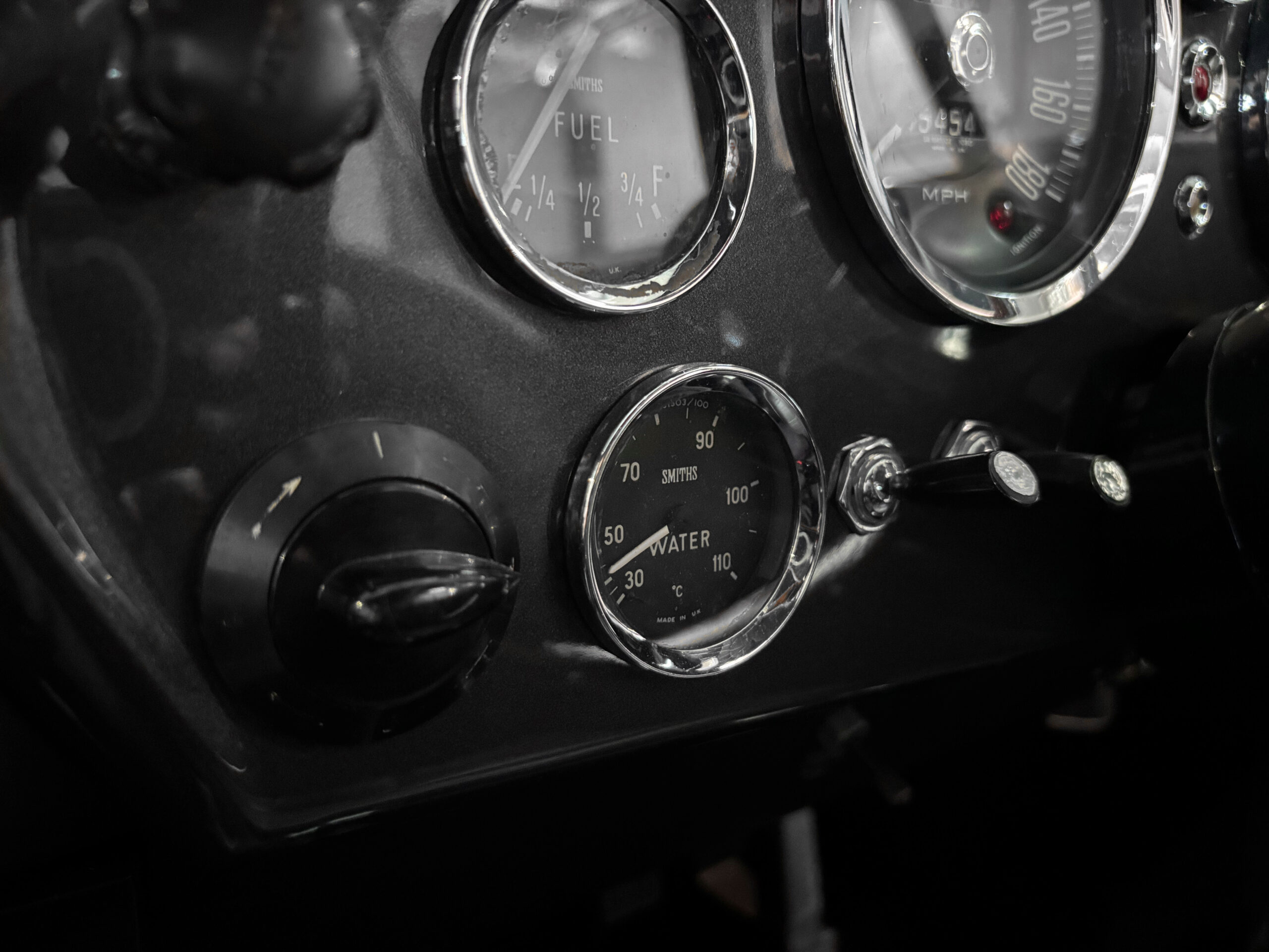 ASTON MARTIN DB6 Mk1 – 4.0L – ZF 5 – Restaurée – Image 39