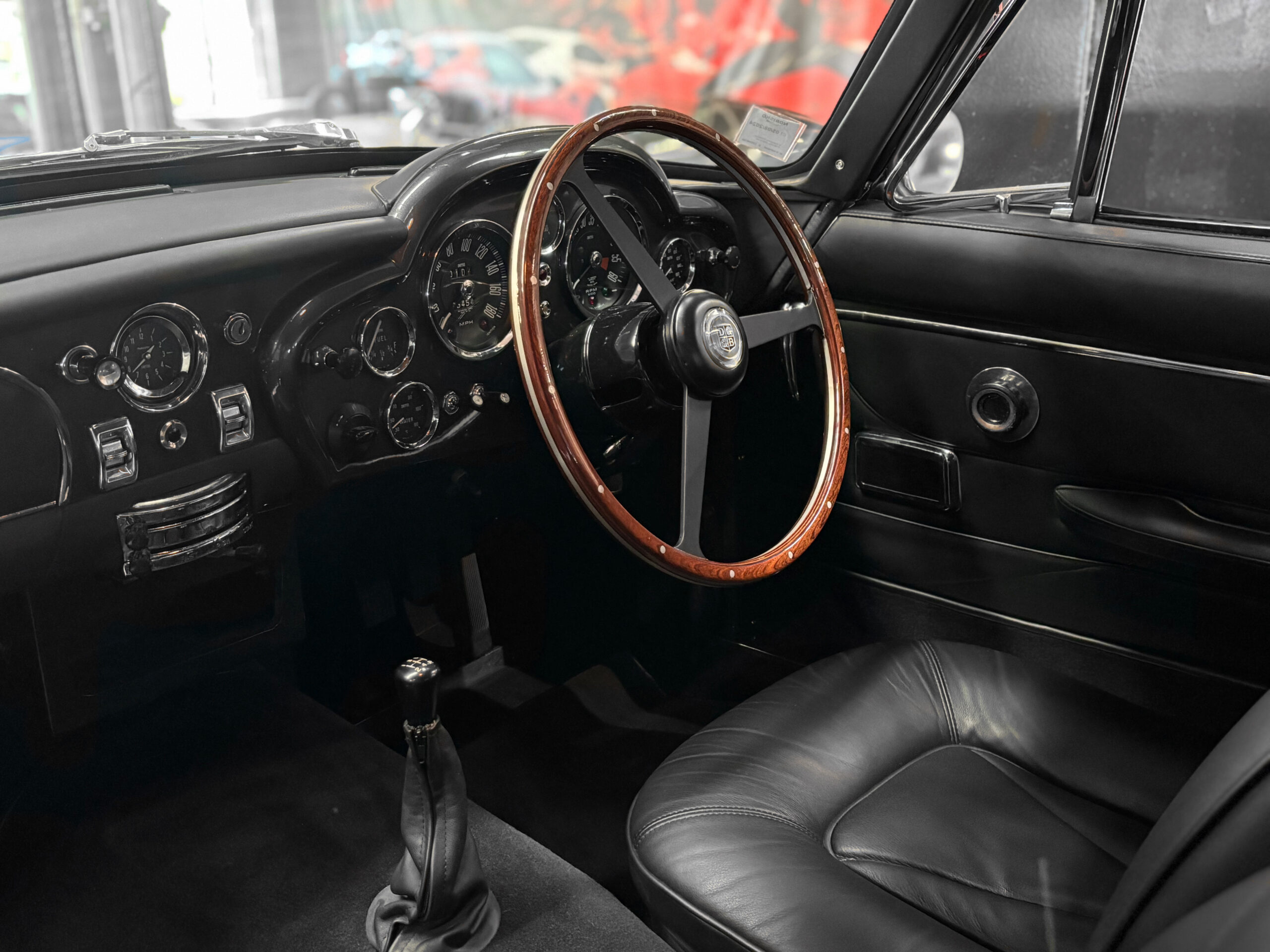 ASTON MARTIN DB6 Mk1 – 4.0L – ZF 5 – Restaurée – Image 33