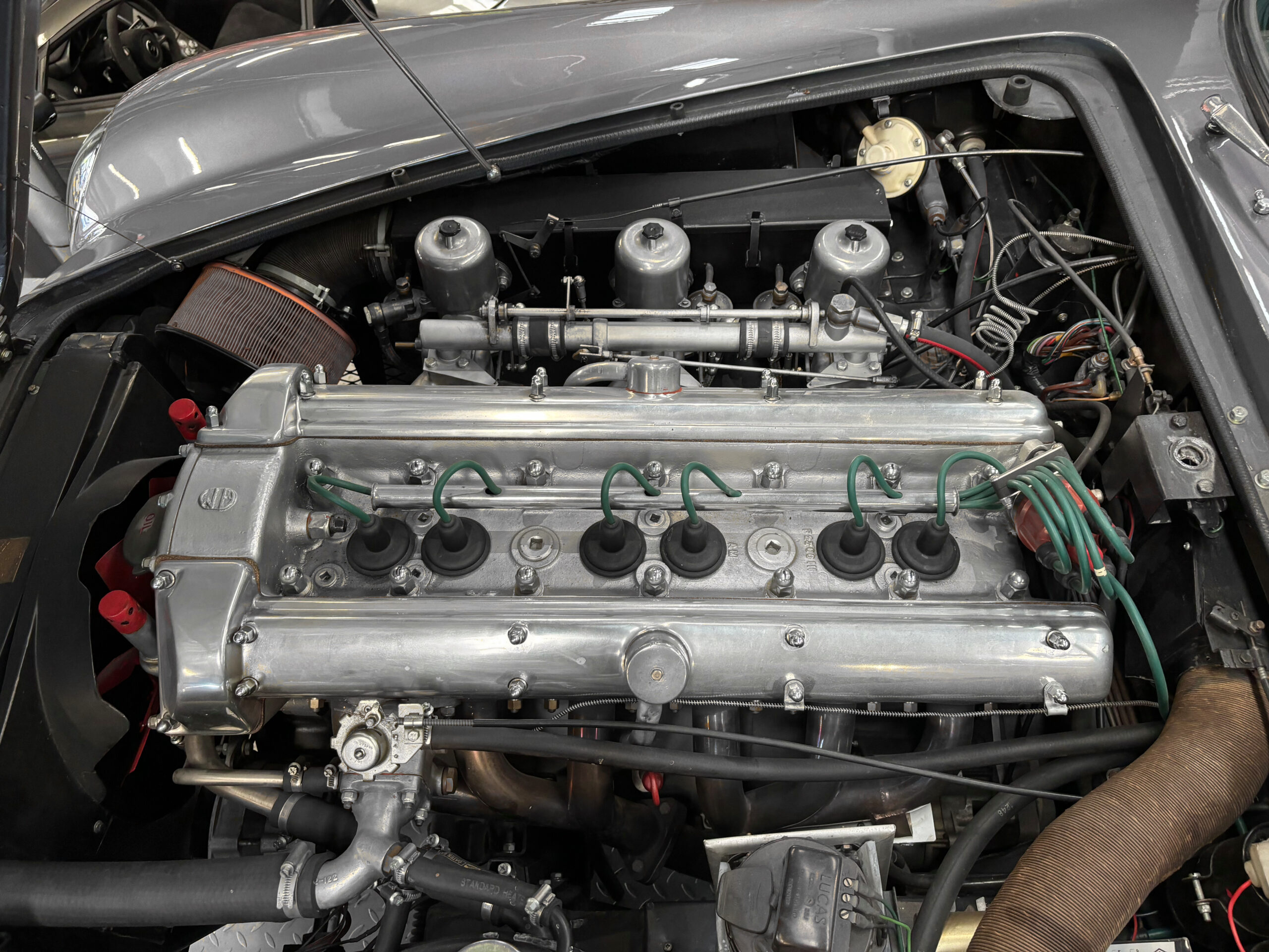 ASTON MARTIN DB6 Mk1 – 4.0L – ZF 5 – Restaurée – Image 31