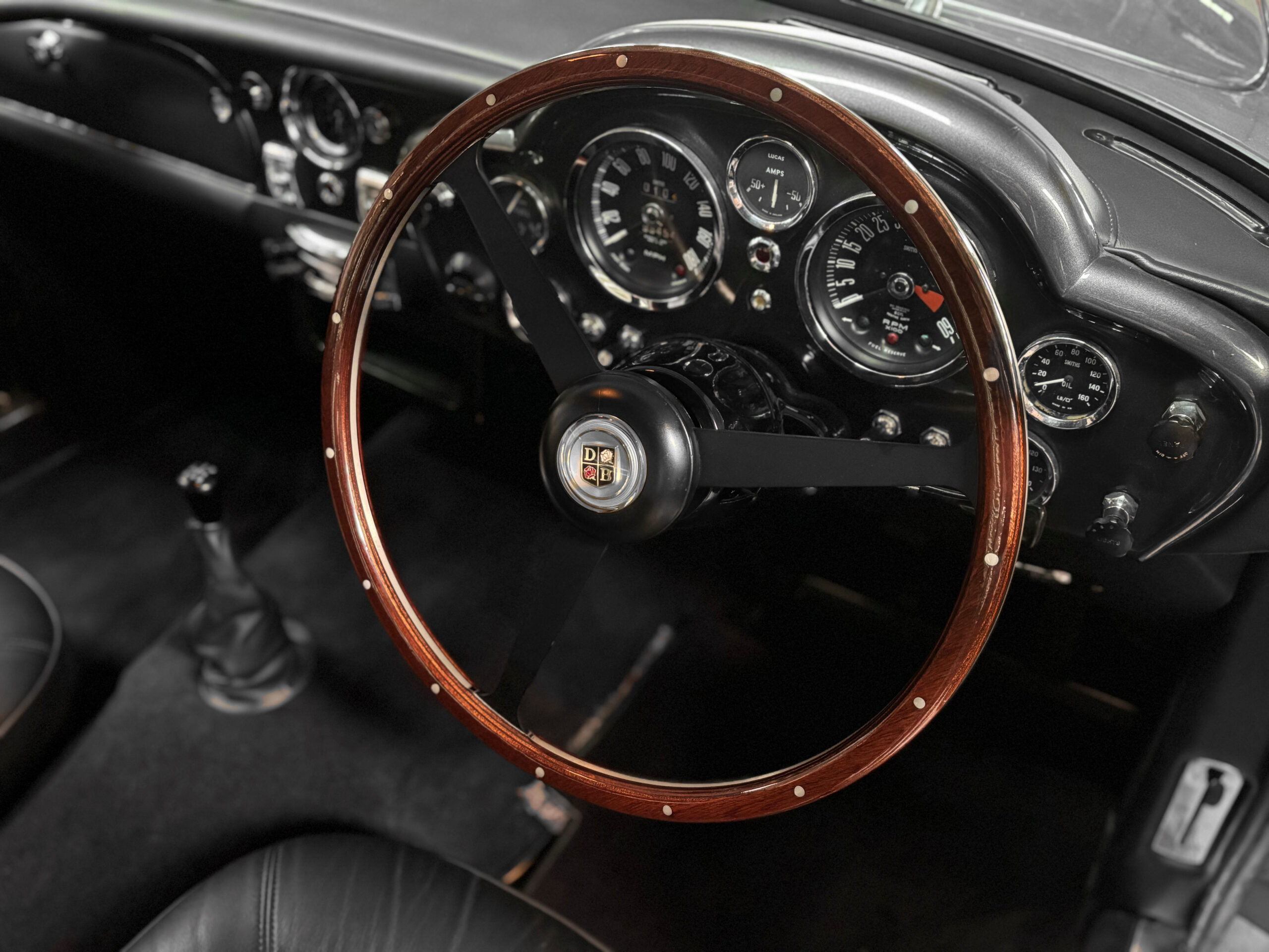ASTON MARTIN DB6 Mk1 – 4.0L – ZF 5 – Restaurée – Image 32