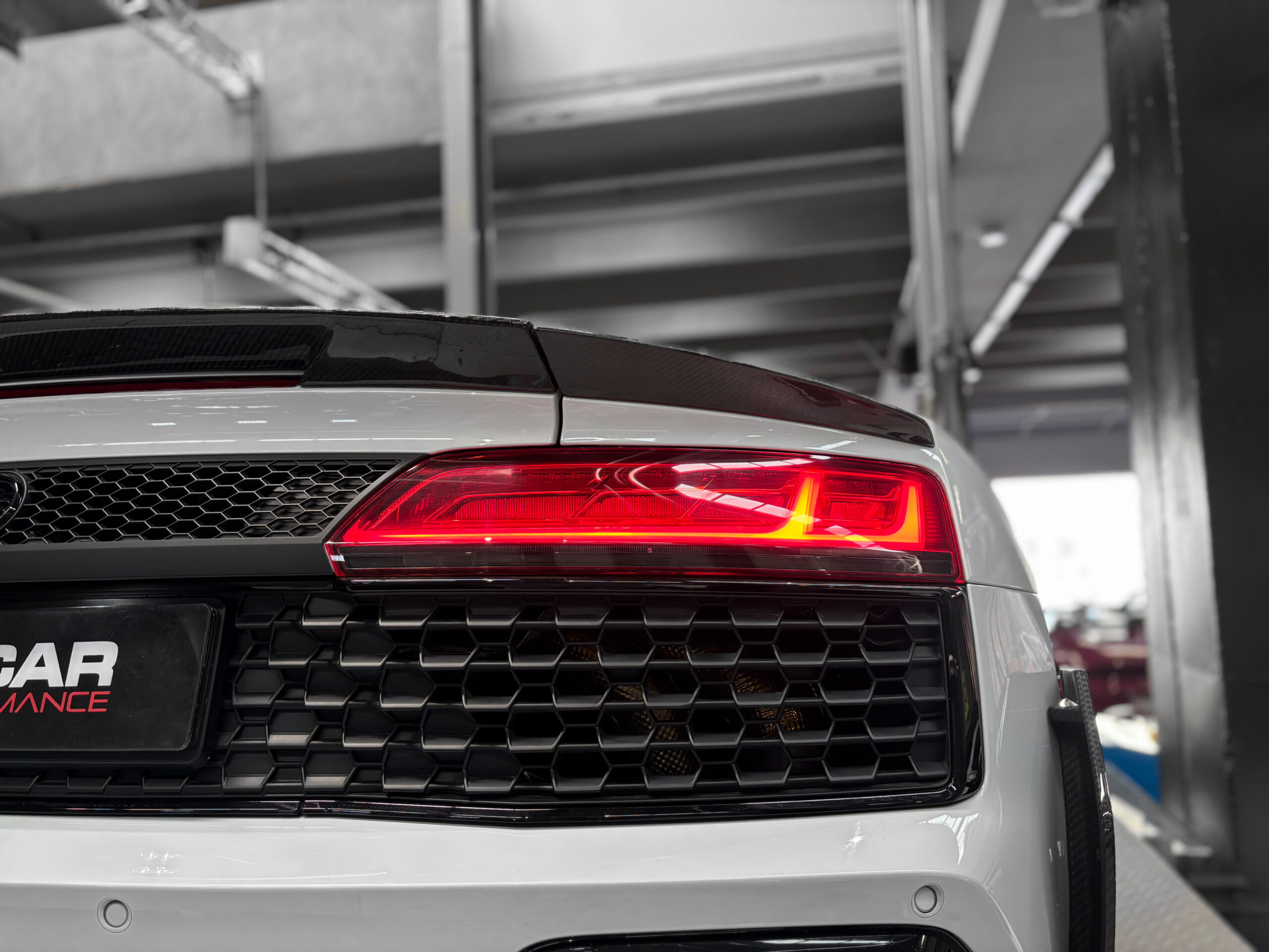 AUDI R8 V10 SPYDER RWD 540 – bang & olufsen – virtual cockpit – Image 37