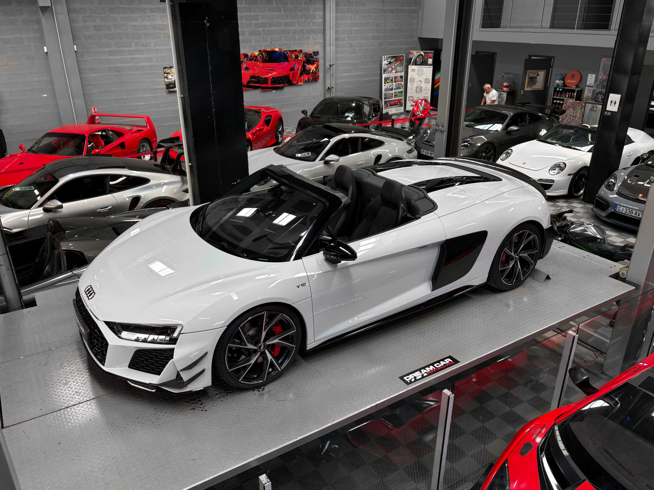 AUDI R8 V10 SPYDER RWD 540 – bang & olufsen – virtual cockpit