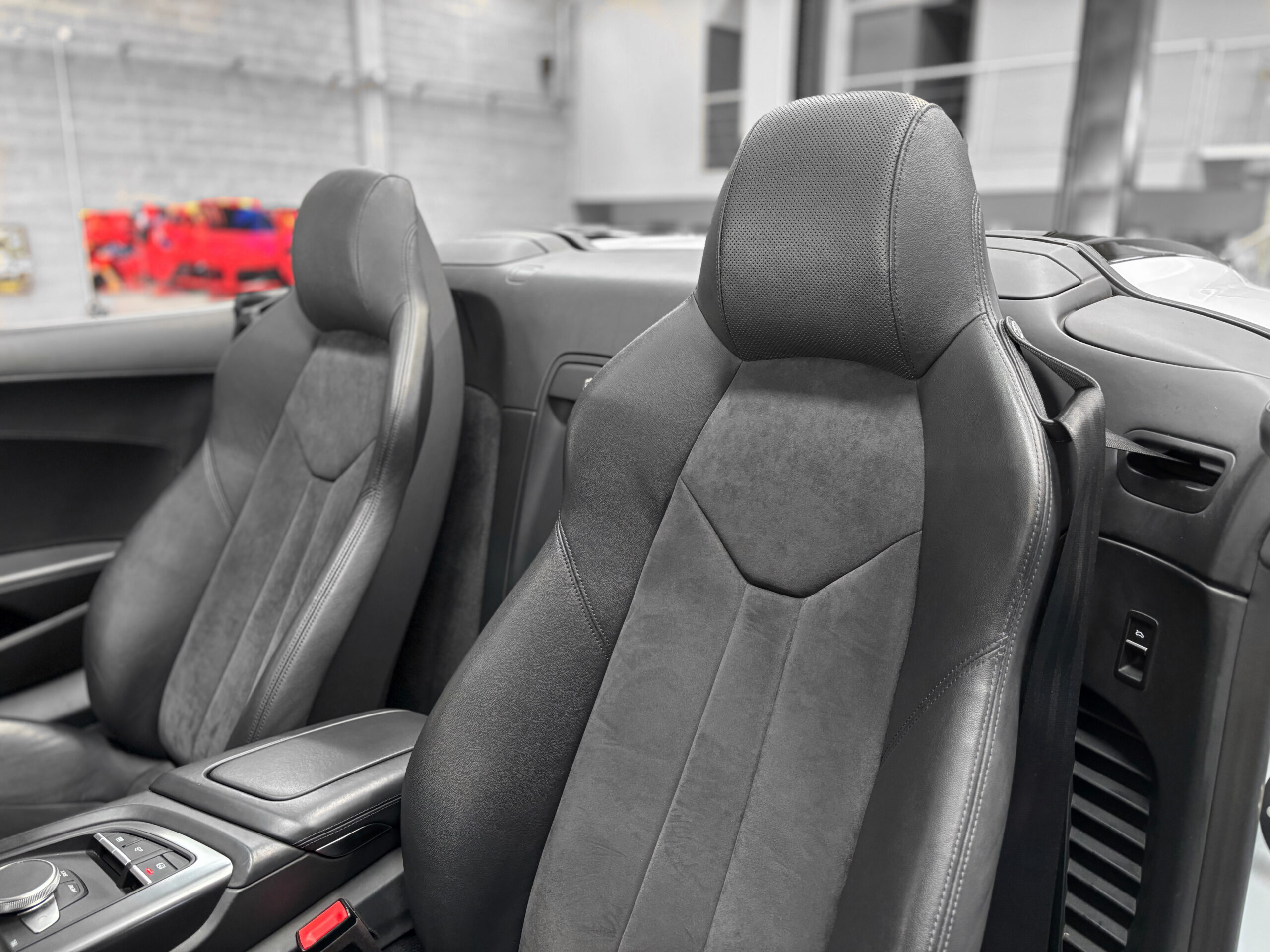 AUDI R8 V10 SPYDER RWD 540 – bang & olufsen – virtual cockpit – Image 18