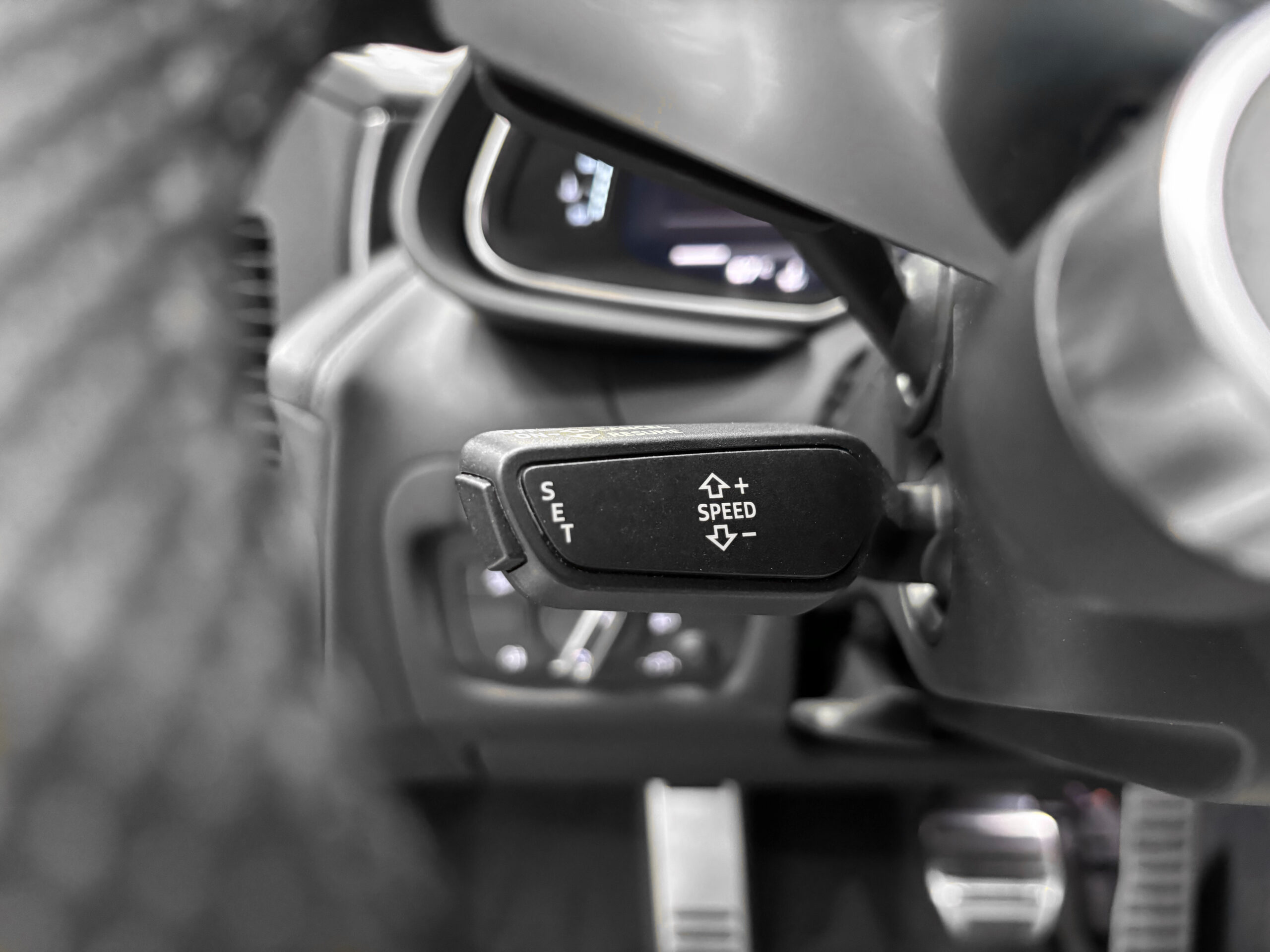 AUDI R8 V10 SPYDER RWD 540 – bang & olufsen – virtual cockpit – Image 28