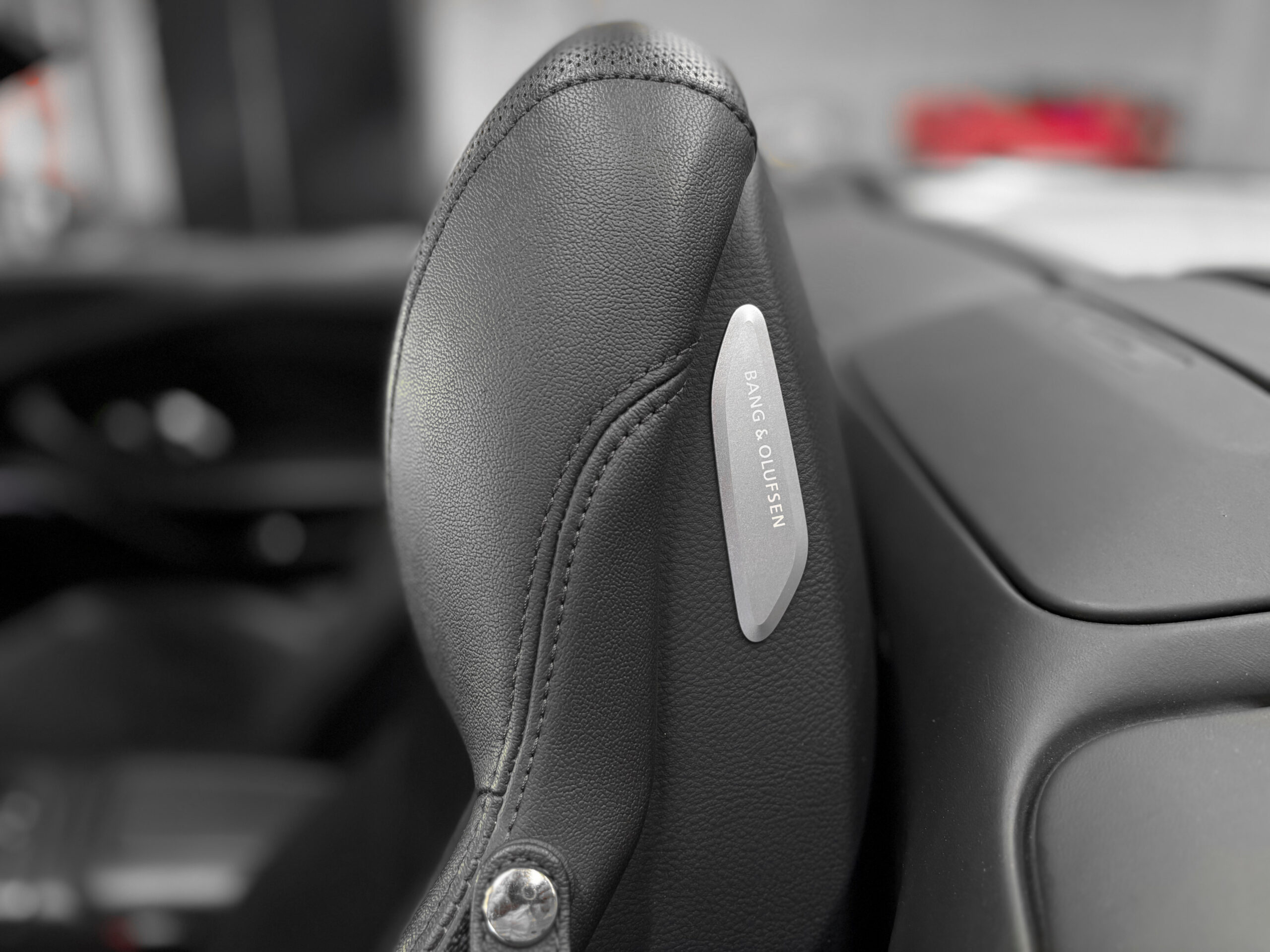AUDI R8 V10 SPYDER RWD 540 – bang & olufsen – virtual cockpit – Image 19