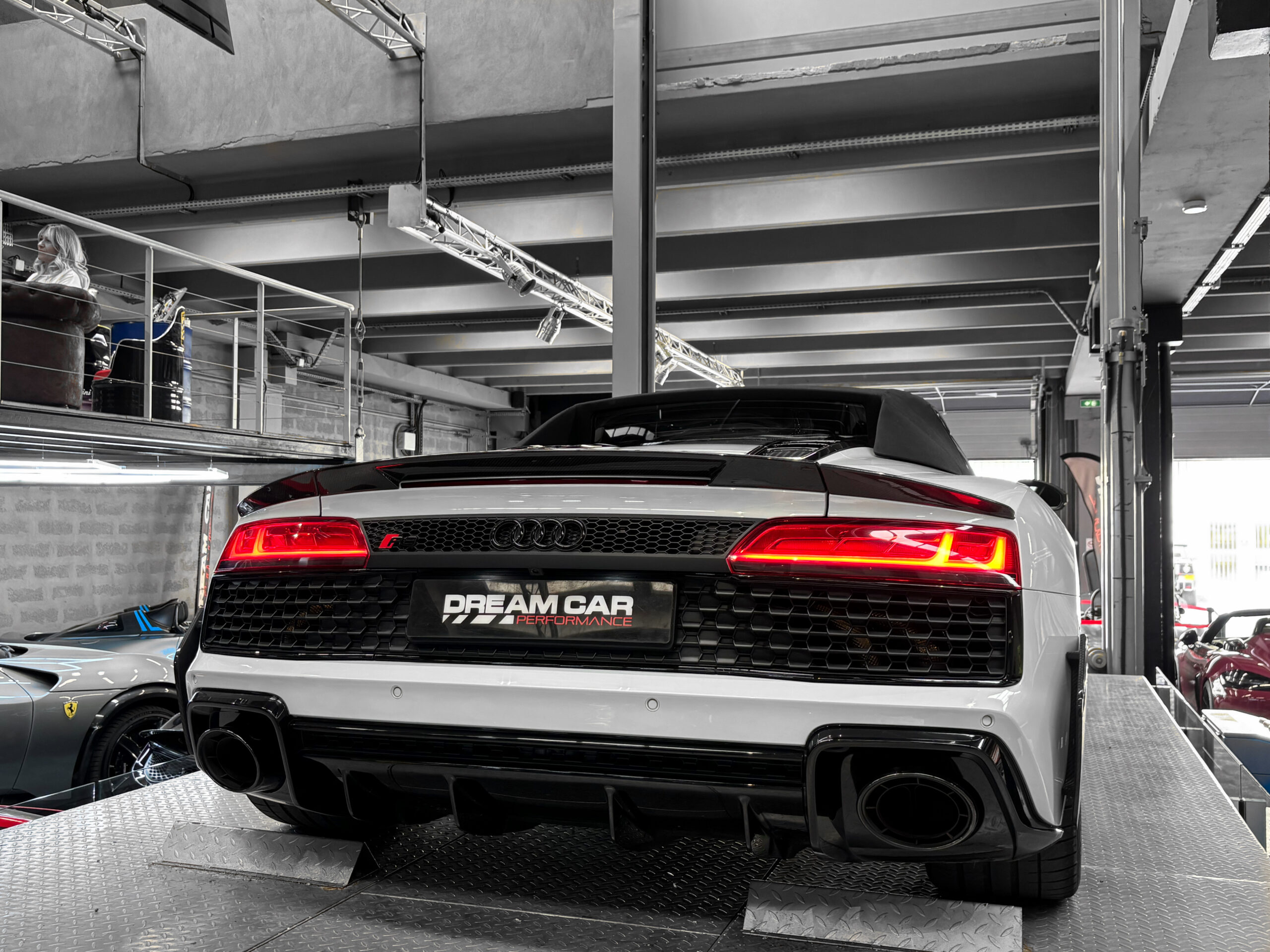 AUDI R8 V10 SPYDER RWD 540 – bang & olufsen – virtual cockpit – Image 34
