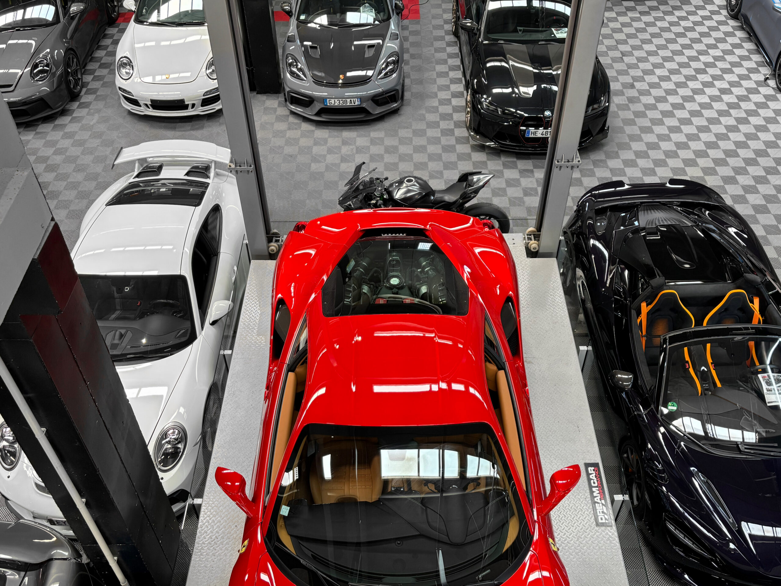 Ferrari 488 GTB V8 670 – LIFT – CARBONE – JBL – Image 23