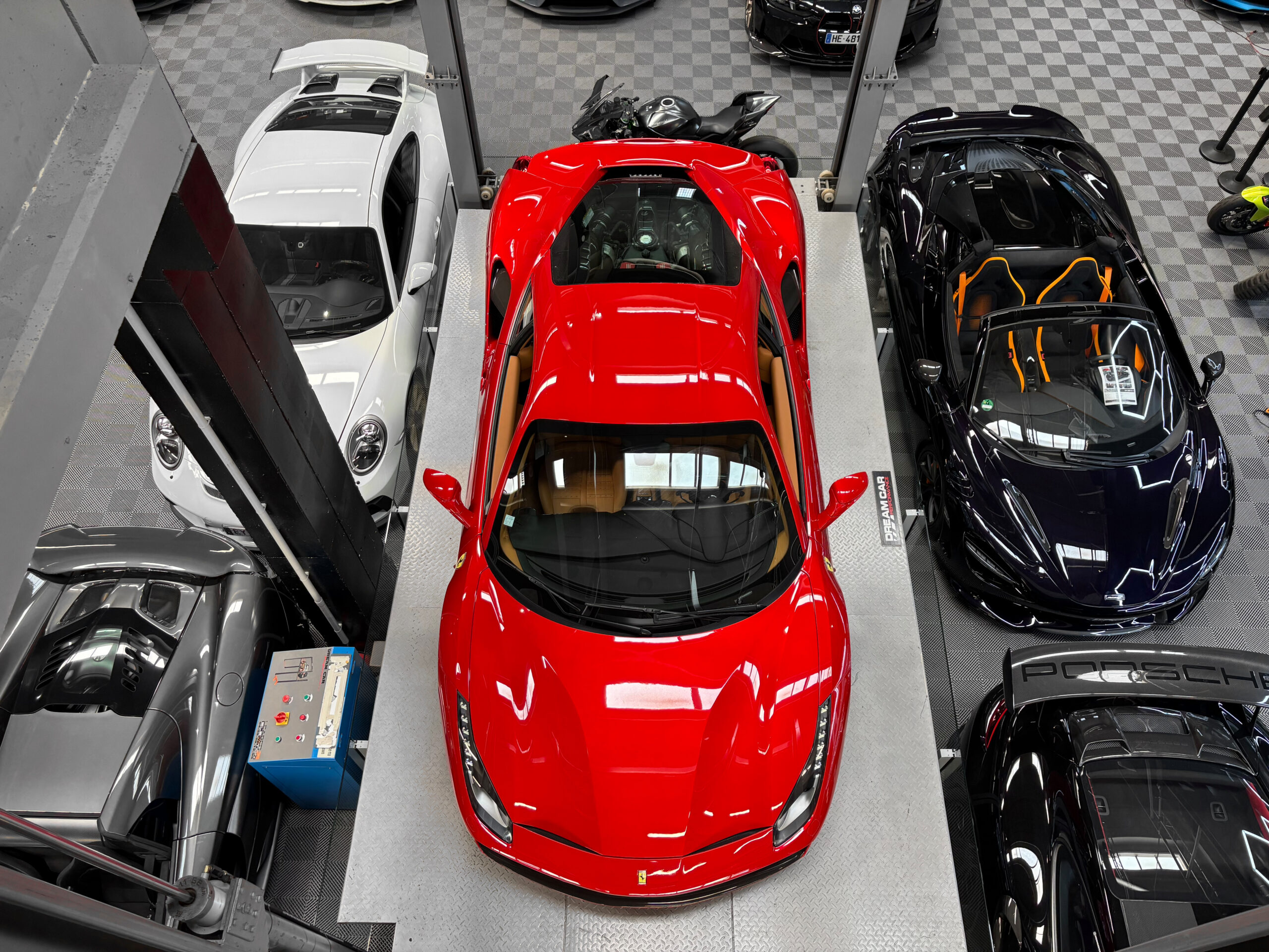 Ferrari 488 GTB V8 670 – LIFT – CARBONE – JBL – Image 24
