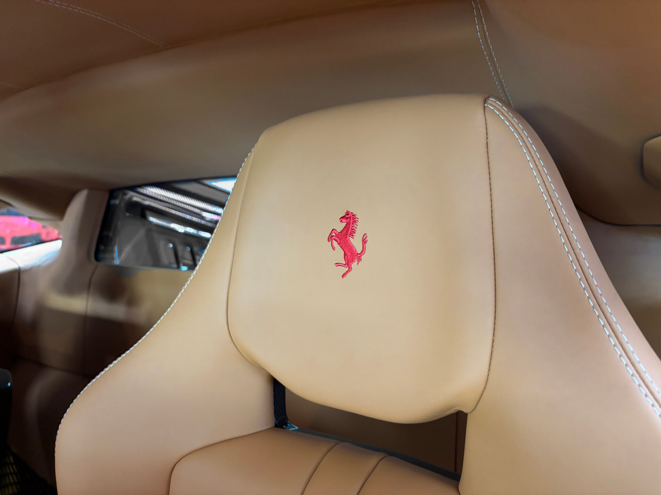 Ferrari 488 GTB V8 670 – LIFT – CARBONE – JBL – Image 29
