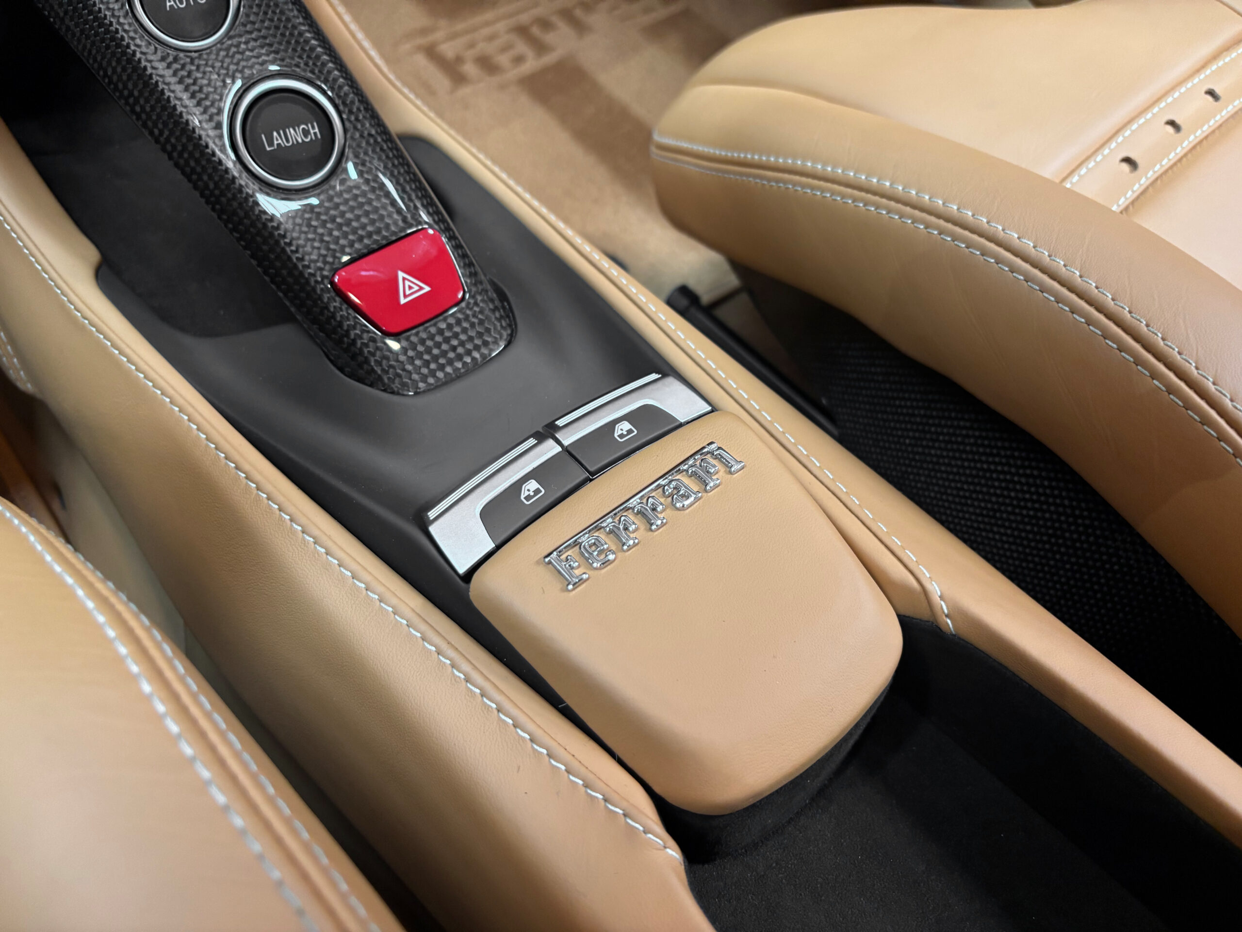 Ferrari 488 GTB V8 670 – LIFT – CARBONE – JBL – Image 37