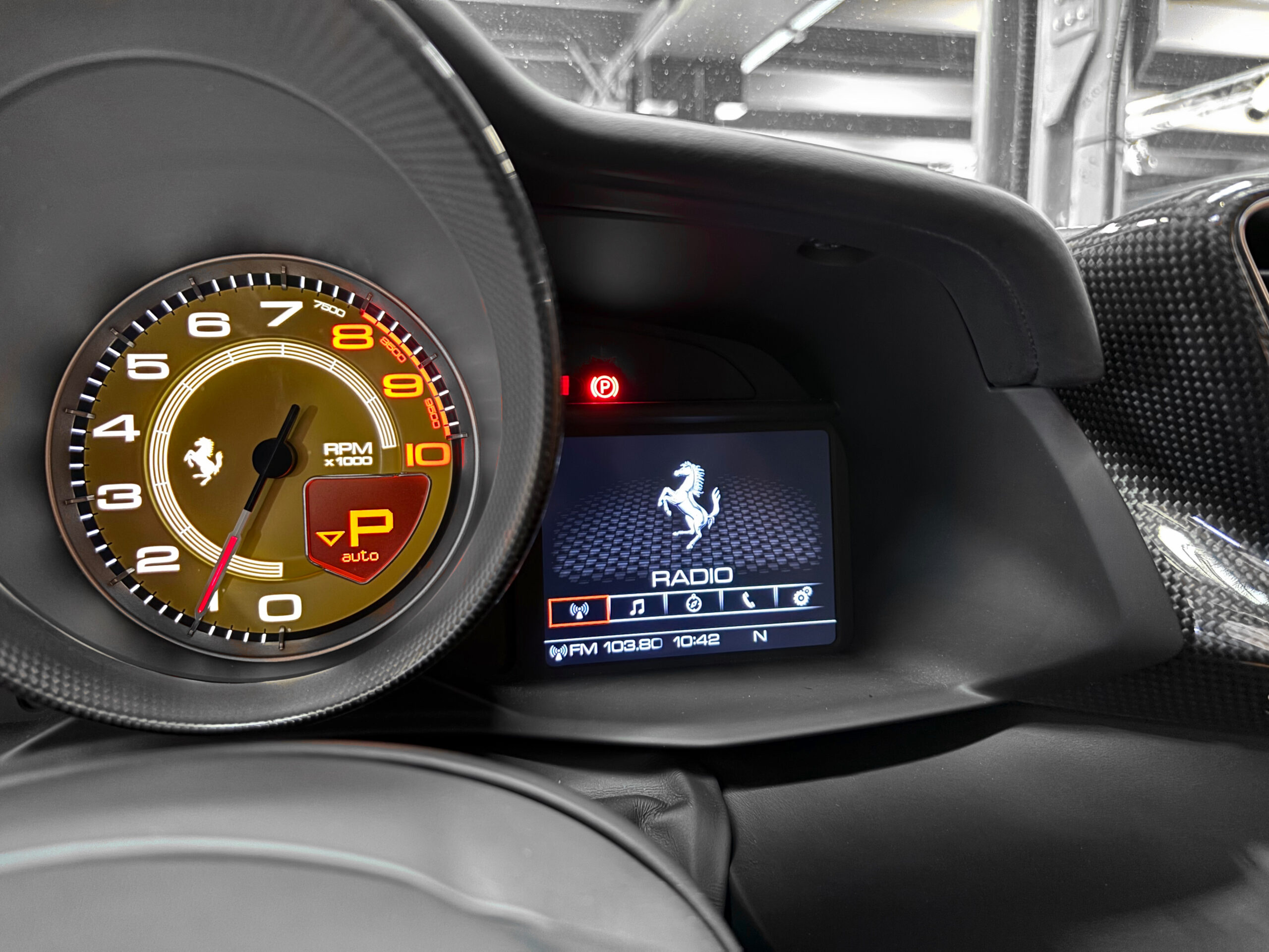 Ferrari 488 GTB V8 670 – LIFT – CARBONE – JBL – Image 44