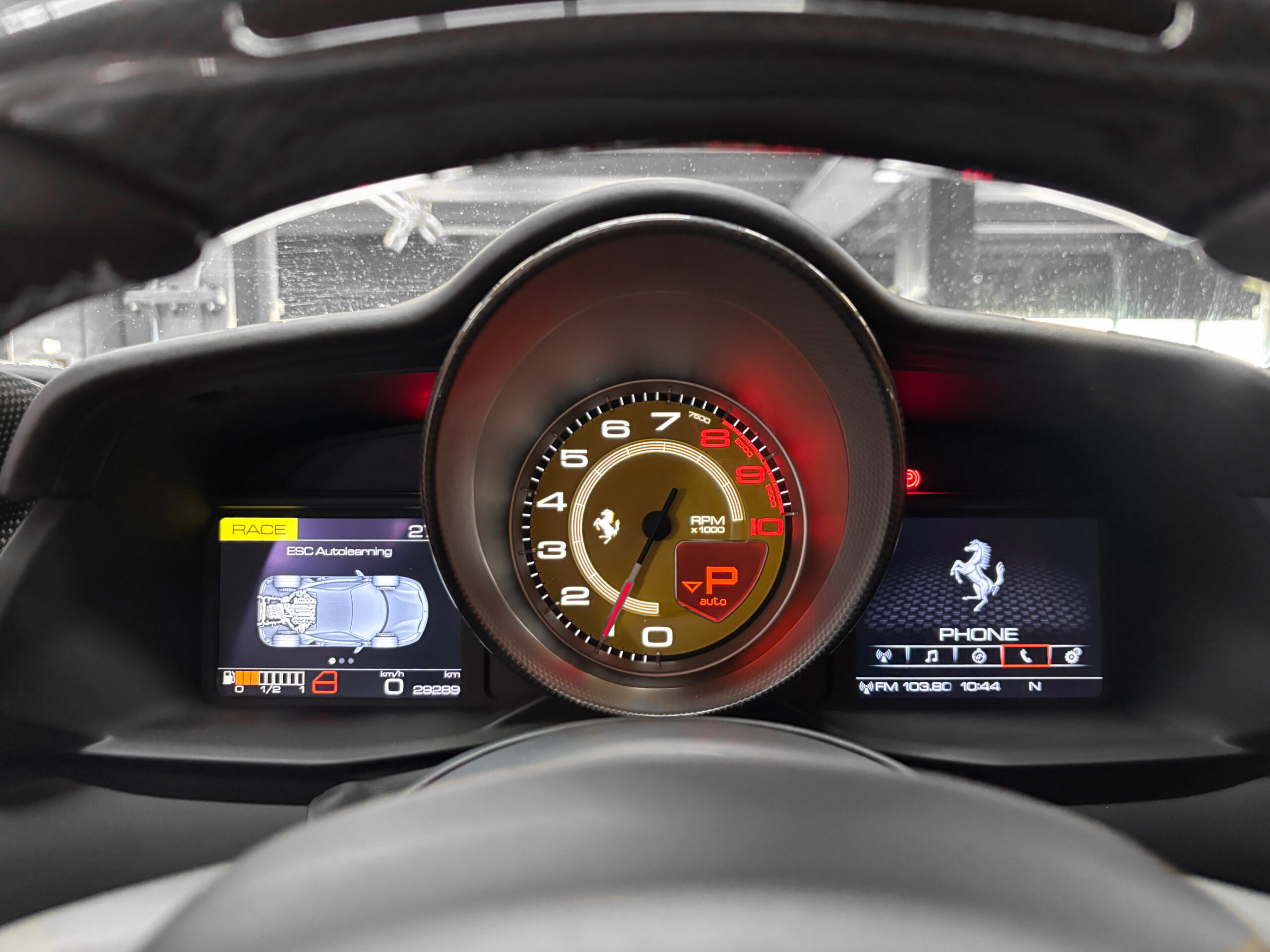 Ferrari 488 GTB V8 670 – LIFT – CARBONE – JBL – Image 43